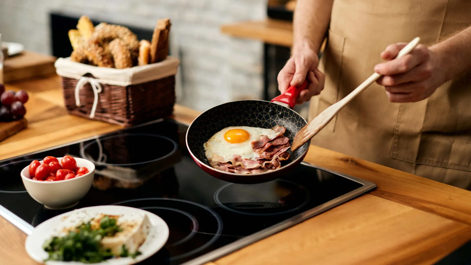 
                    O erro ao pequeno-almoço que pode estar a sobrecarregar o seu coração
                