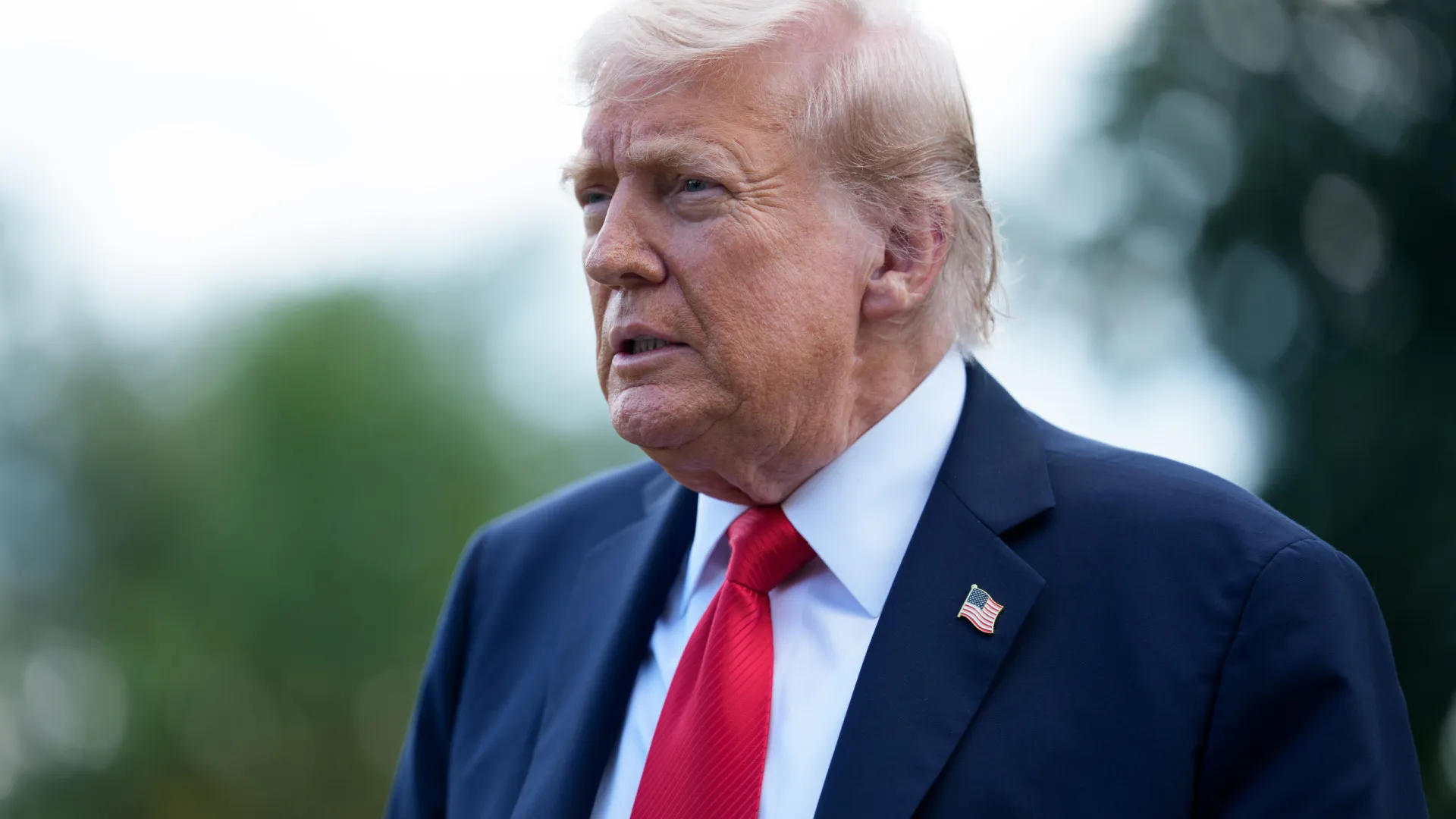 
                    Donald Trump aprova ajuda federal para catástrofes em 6 estados dos EUA
                