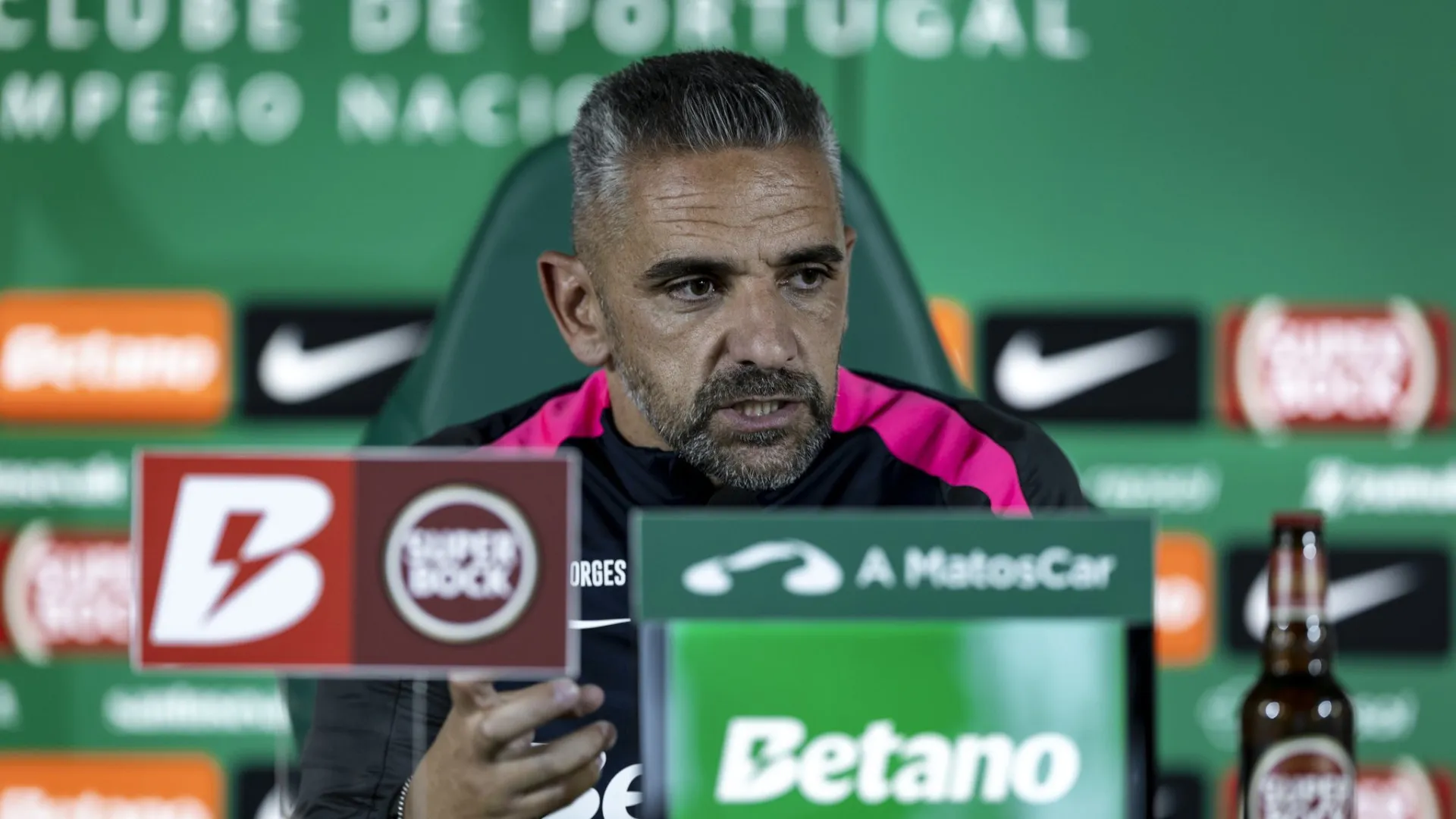 Rui Borges lança recado aos críticos do Sporting: