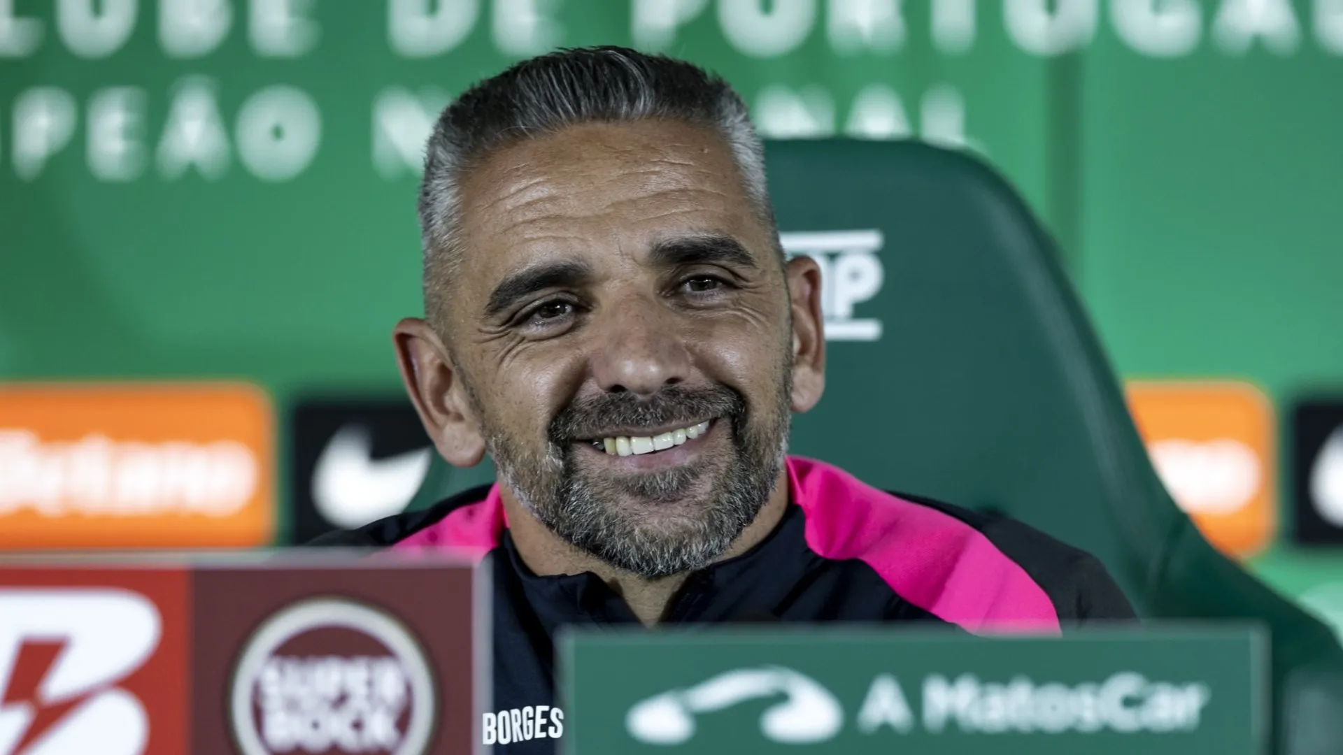 
                    EM DIRETO: A antevisão de Rui Borges ao Sporting-Marinhense
                