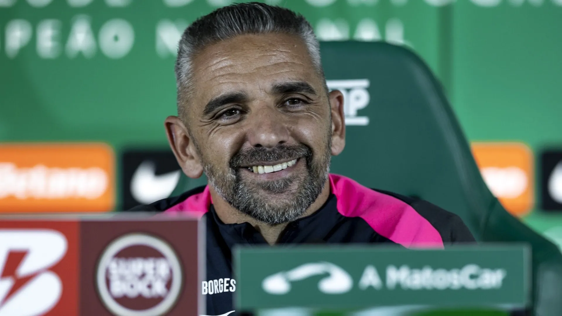 
                    EM DIRETO: Rui Borges projeta regresso do Sporting a Alvalade
                