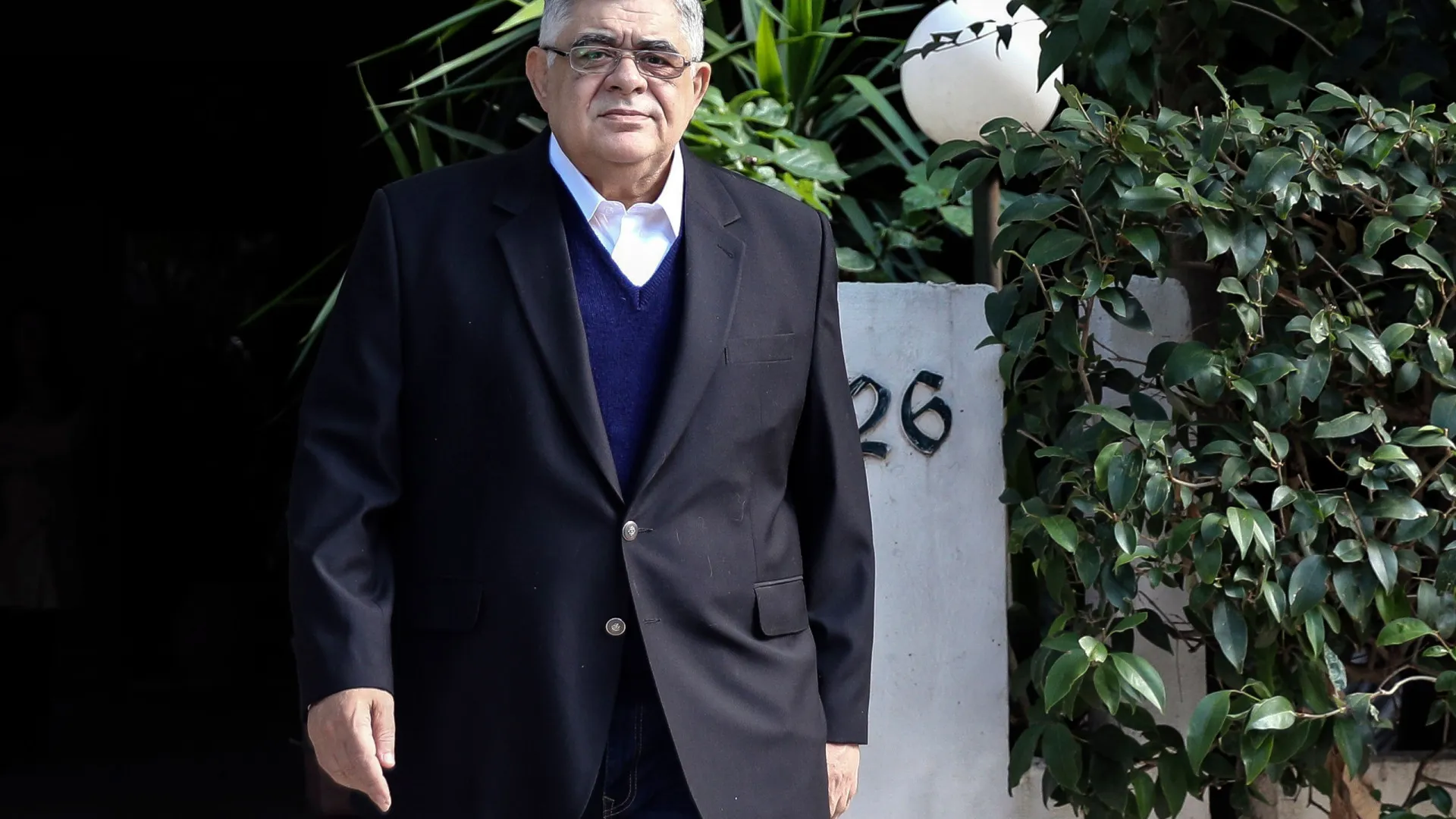 
                    Líder do partido neonazi grego Aurora Dourada vai ser posto em liberdade condicional
                