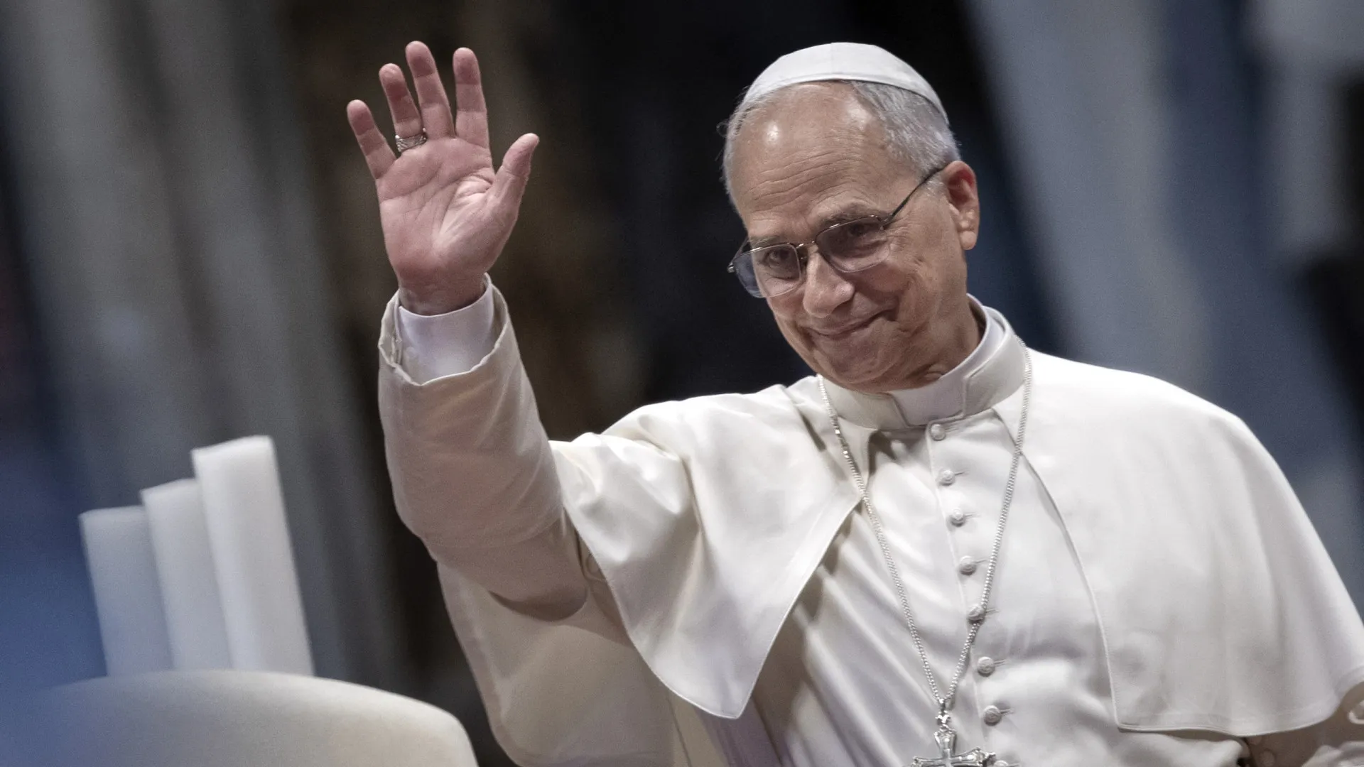 
                    Papa fala com padre de Gaza determinado em ficar na paróquia
                