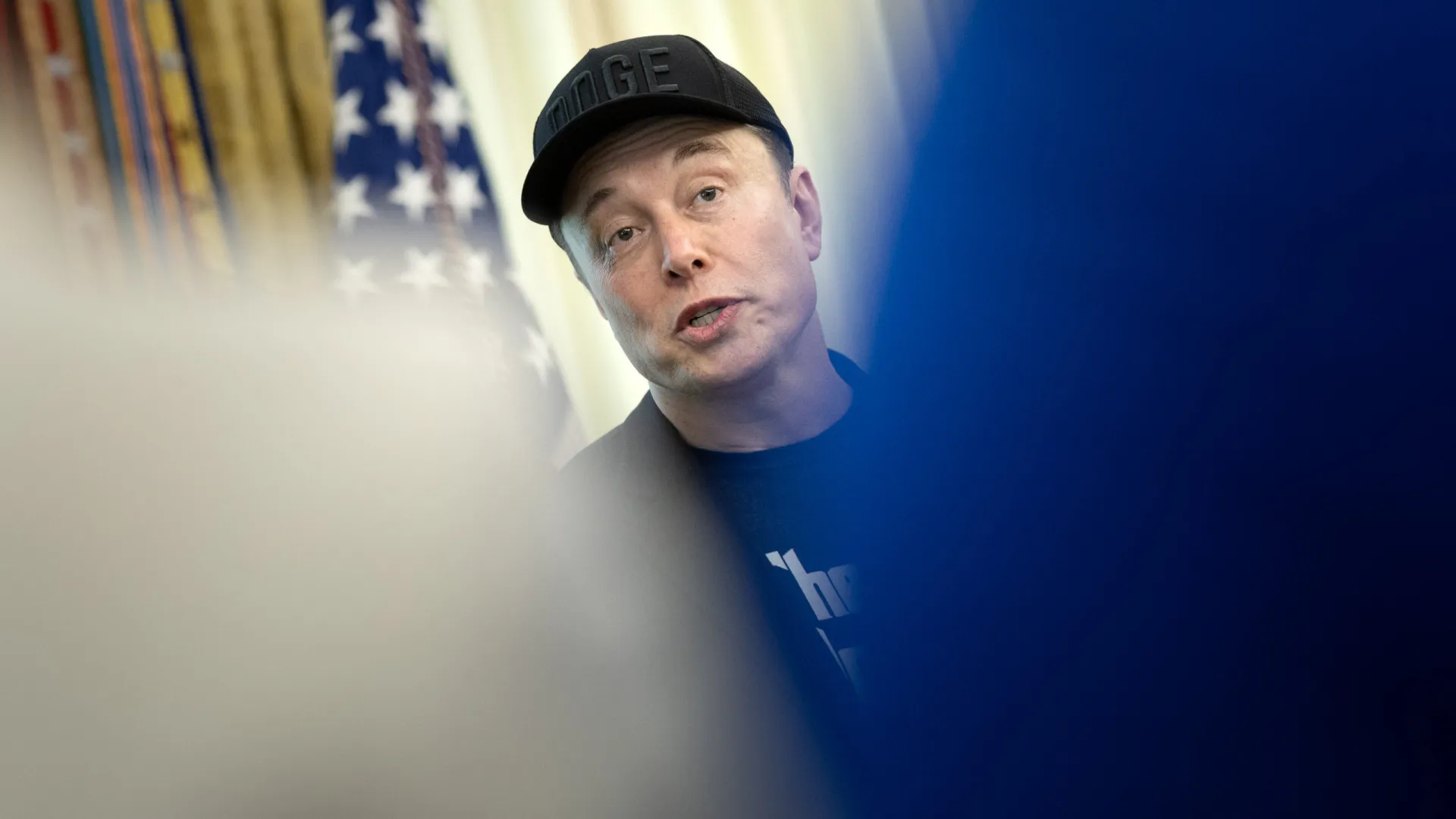 
                    Elon Musk comprou quase mil milhões de dólares em ações da Tesla
                