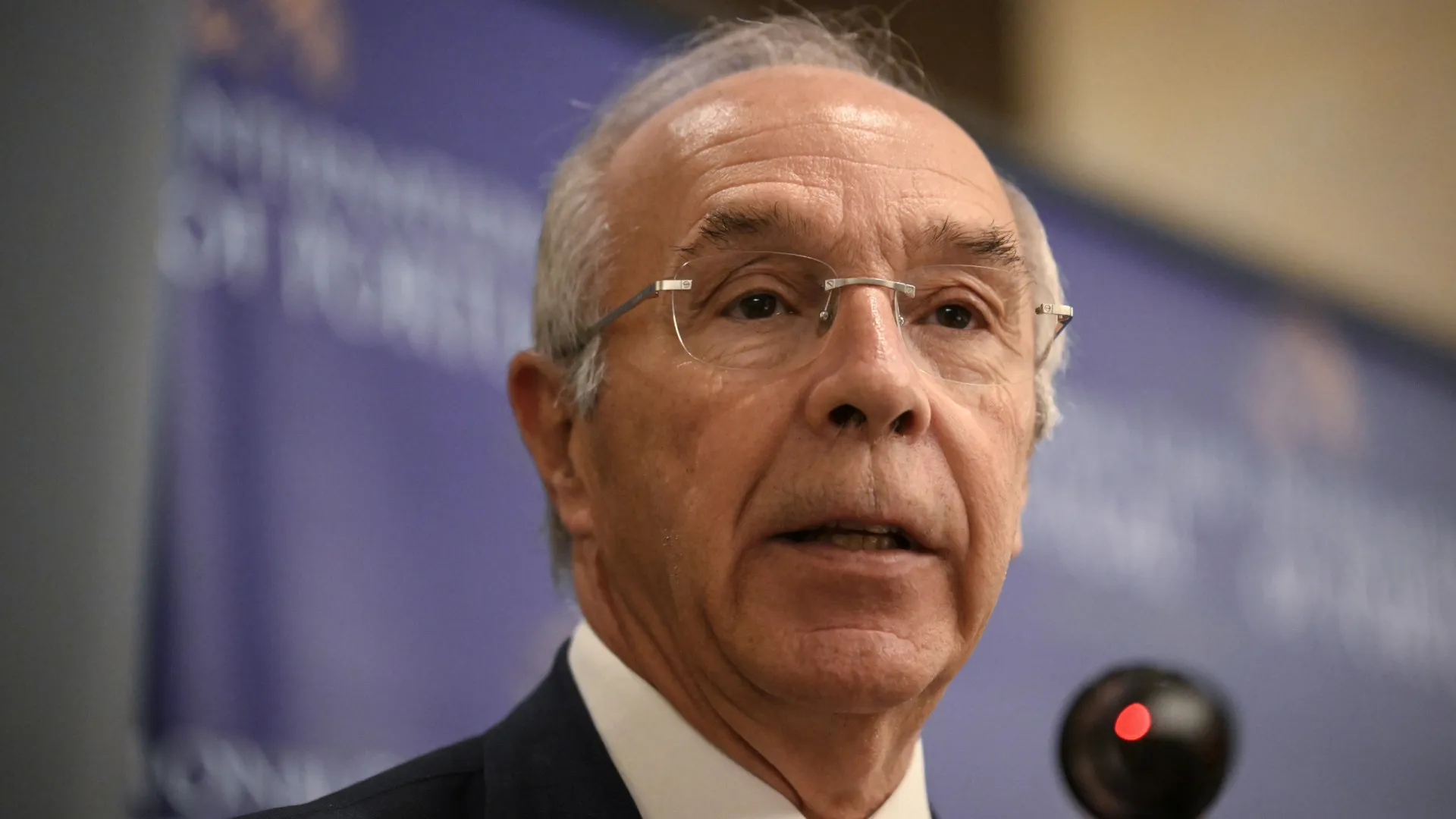 
                    Votos só presenciais para Belém: Portugueses lá fora 