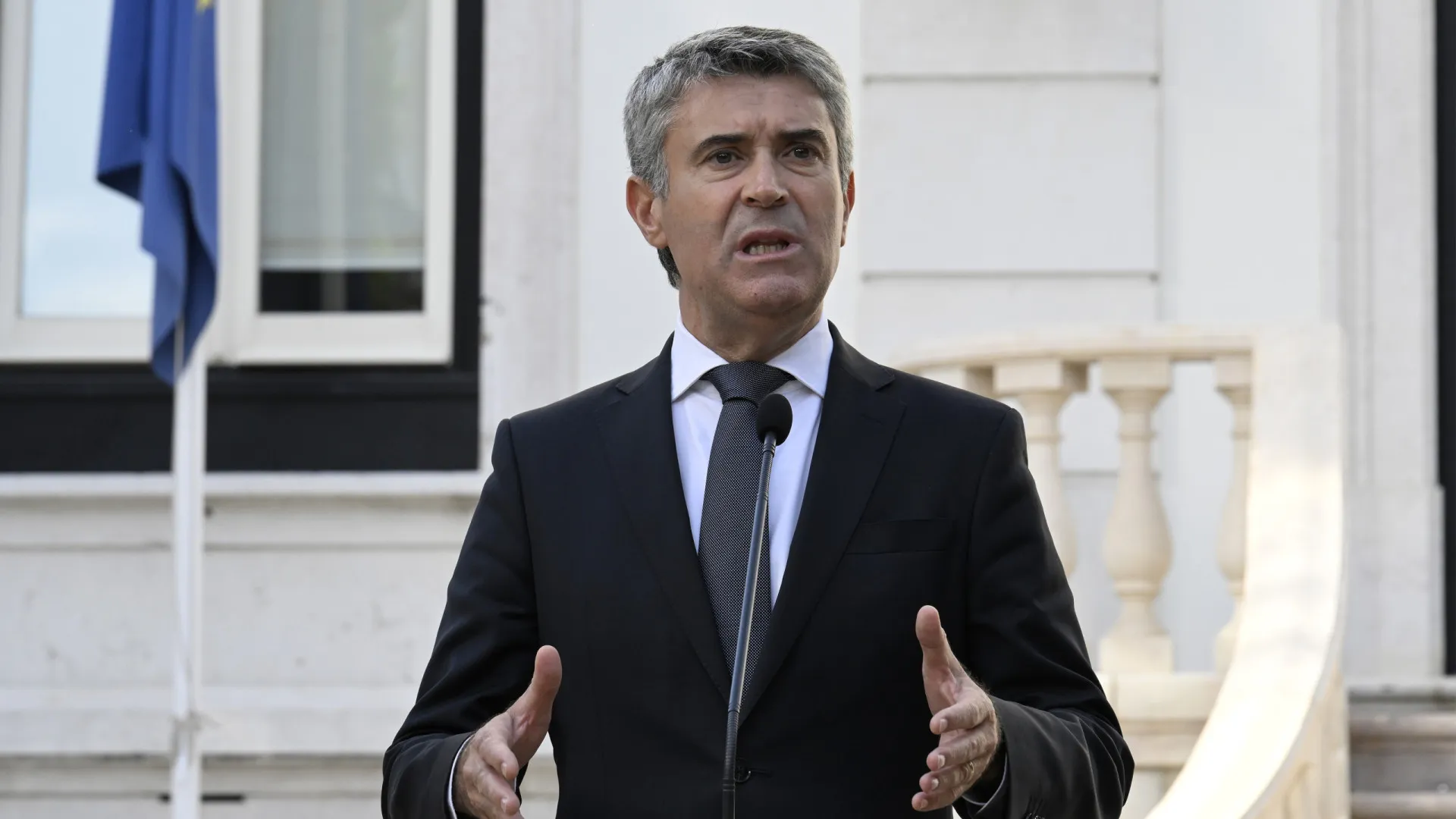 
                    PS quer tributar em apenas 50% pensionistas emigrantes regressados
                