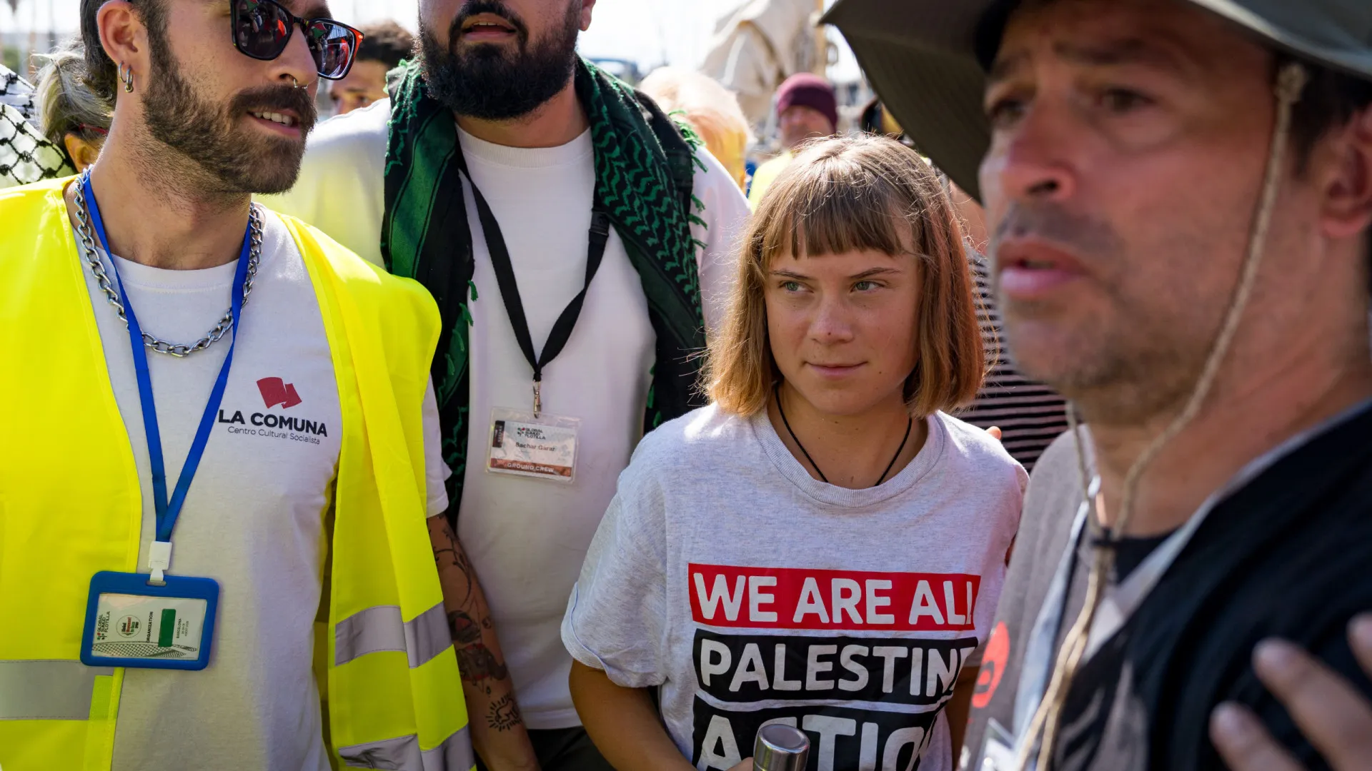 
                    Greta Thunberg abandona direção de flotilha humanitária para Gaza
                