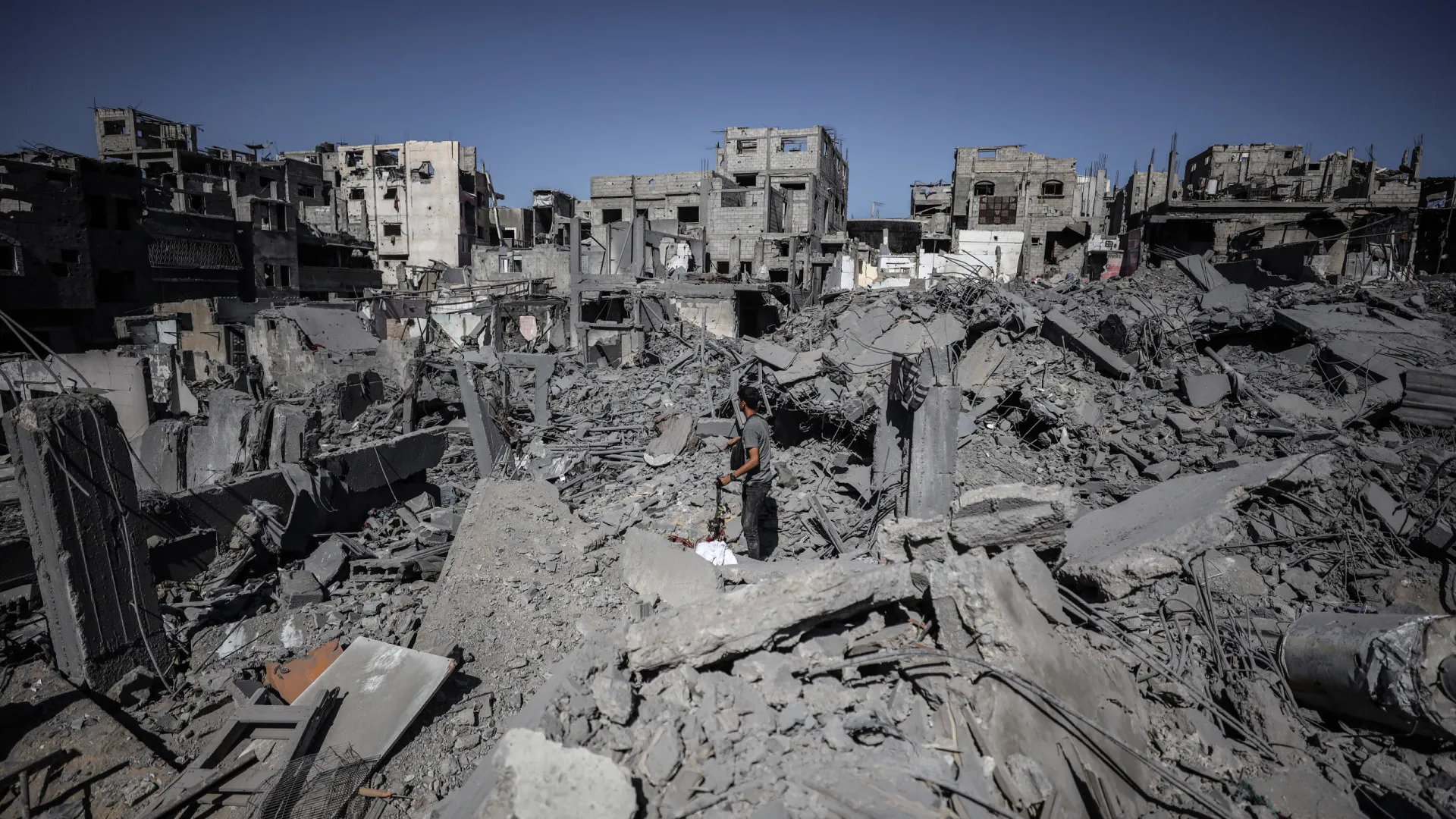 
                    Reino Unido organiza conferência para reconstrução de Gaza
                