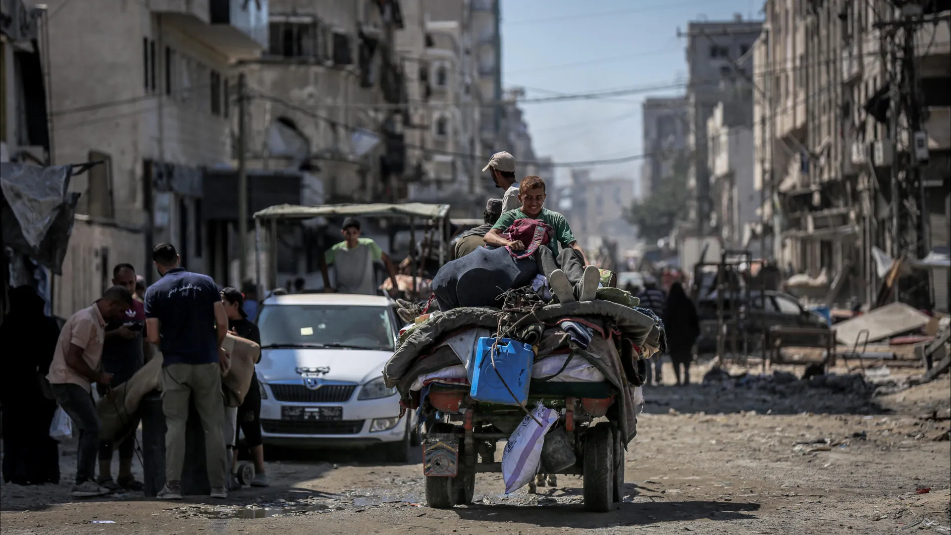 
                    Quase 20 mil estudantes mortos em Gaza em dois anos de ofensiva israelita
                