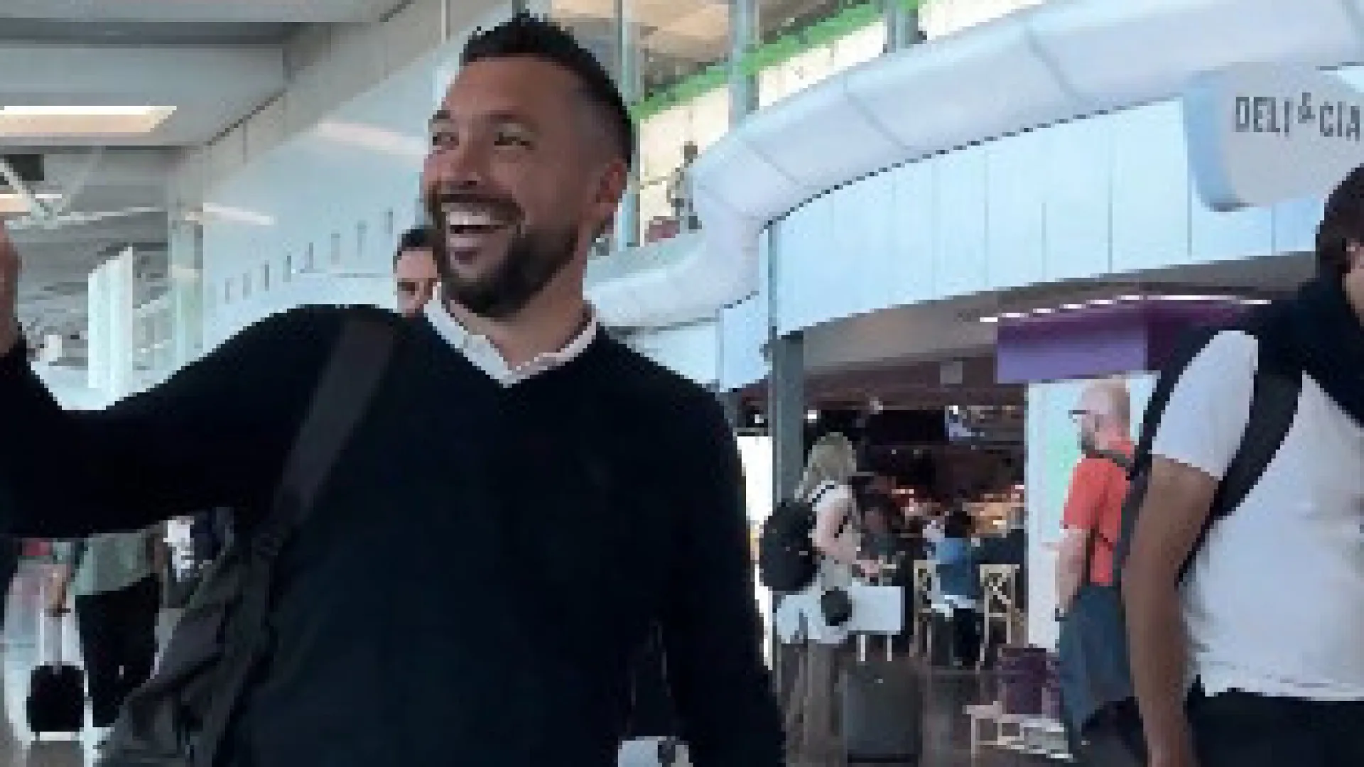 Nem Farioli não resistiu. FC Porto partiu ao som da música do momento