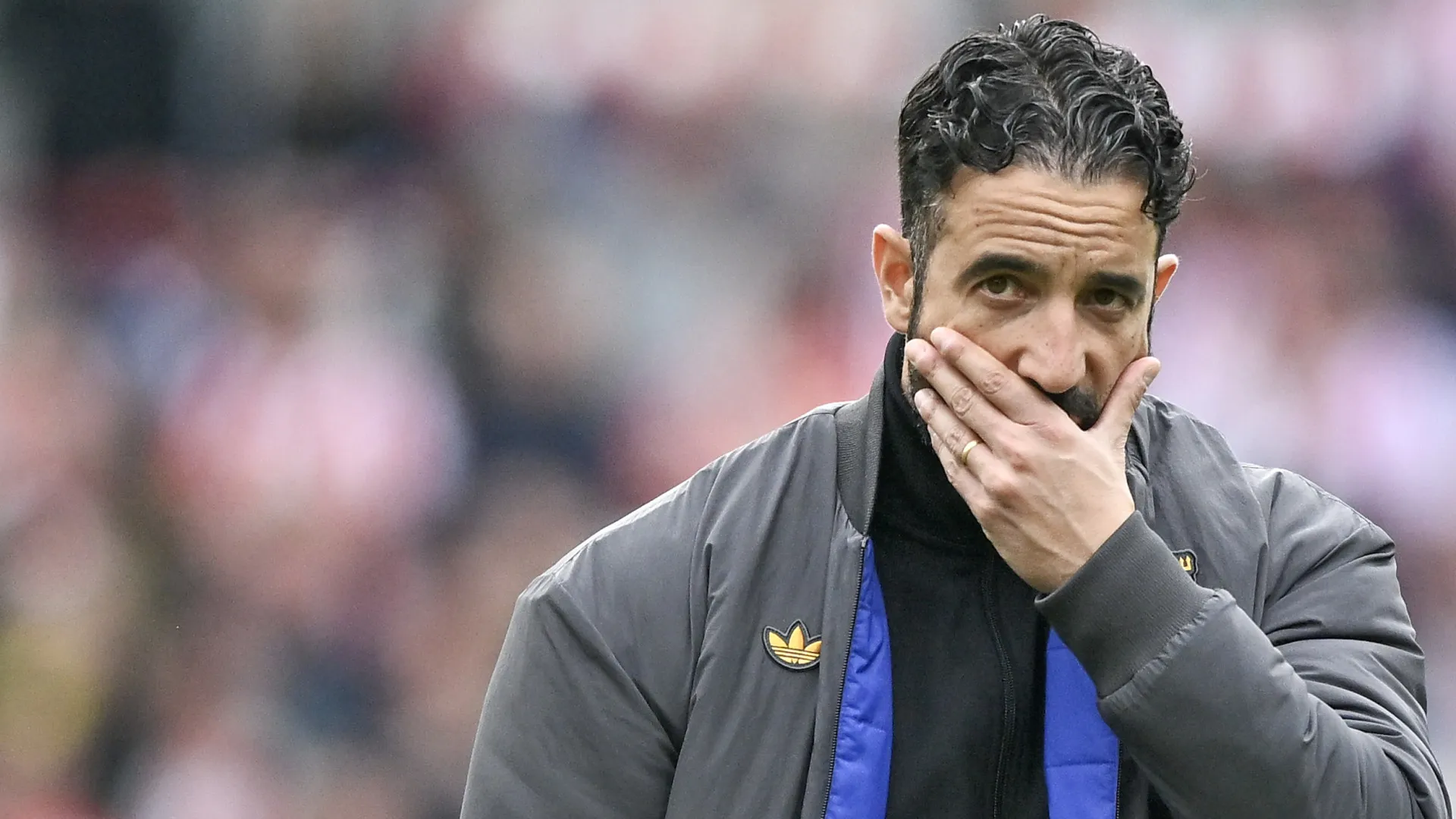 Ruben Amorim reage após nova derrota do Manchester United: "Dói muito..."