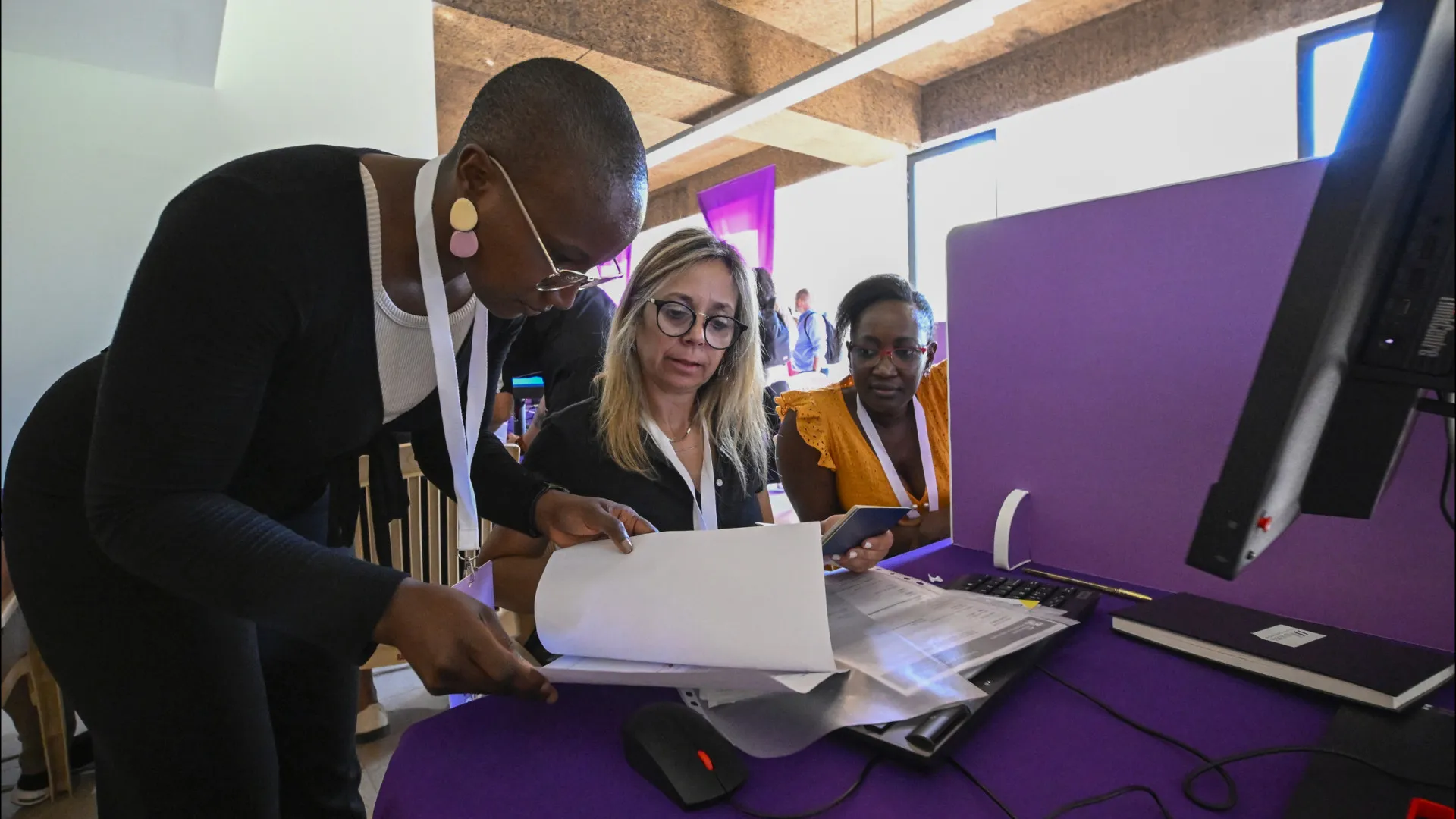 
                    Ordem dos Advogados cria canal para recolher queixas contra a AIMA
                