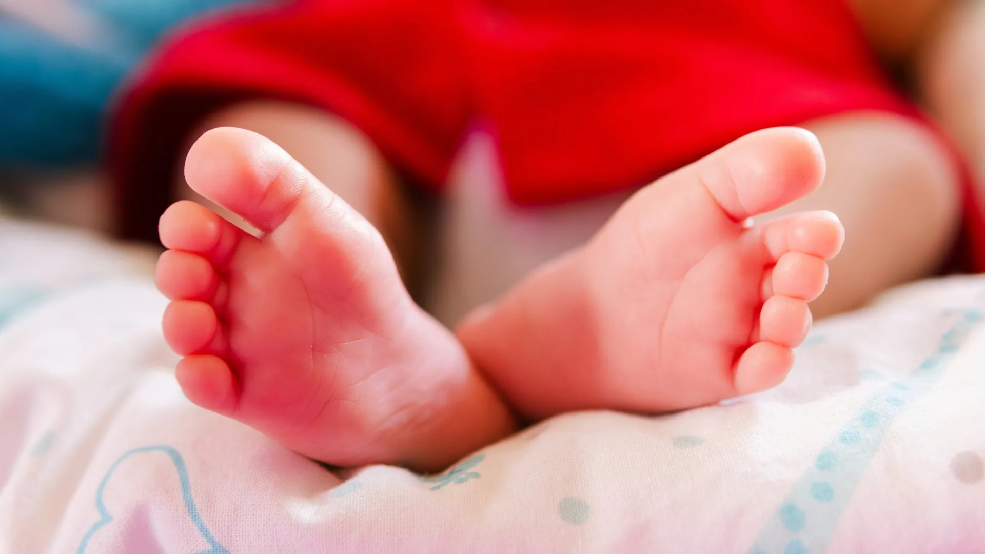 
                    Mãe leva bebé de hospital em Gaia. Menor ia para família de acolhimento
                