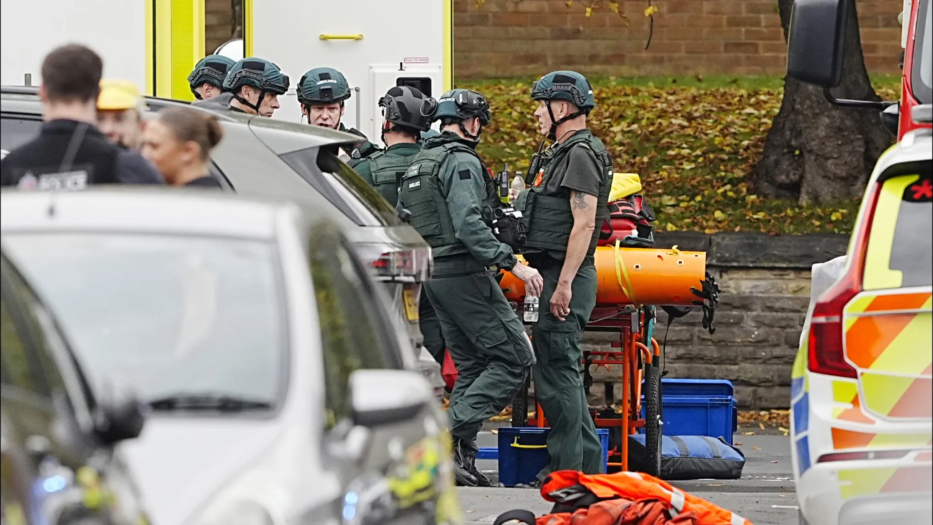 Homem detido por suspeita de envolvimento em ataque a sinagoga de Manchester