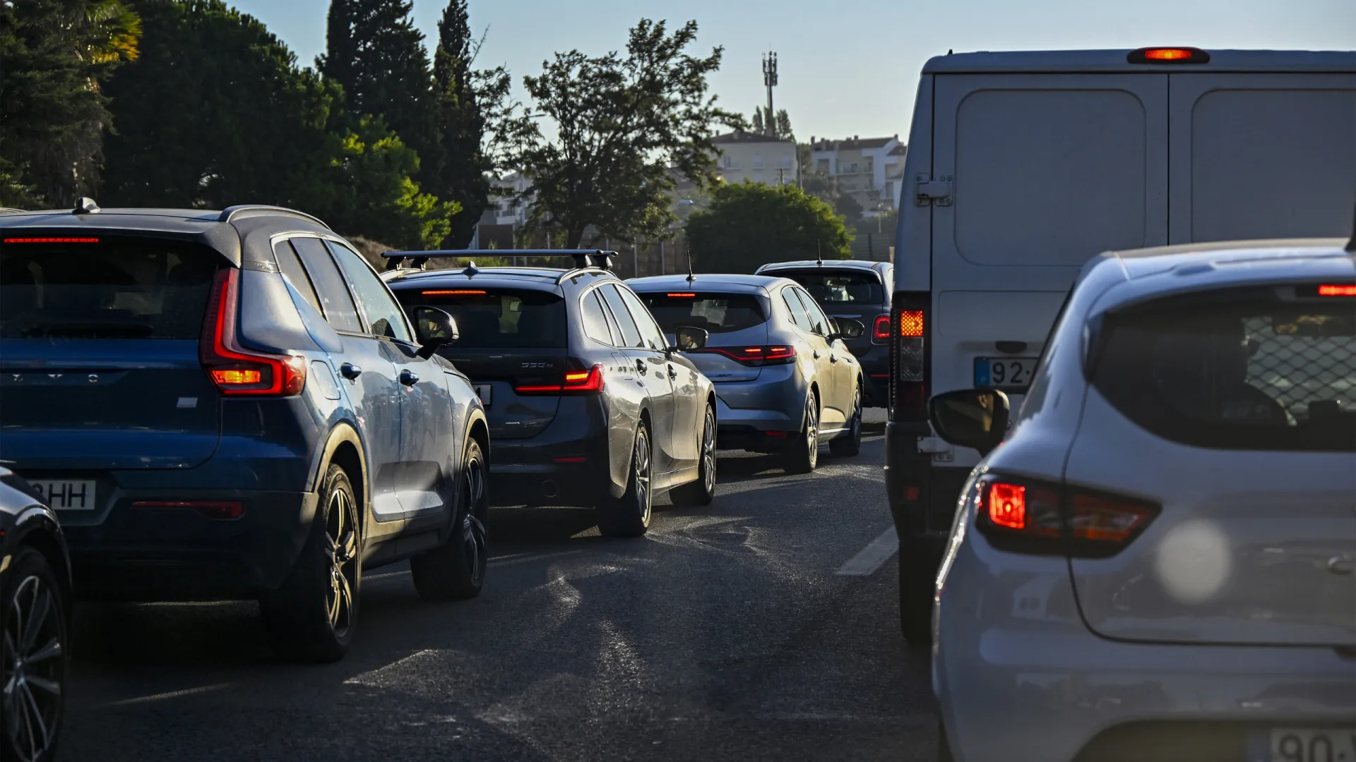 
                    Saída da A5 para o Estoril cortada no sentido Lisboa - Cascais
                