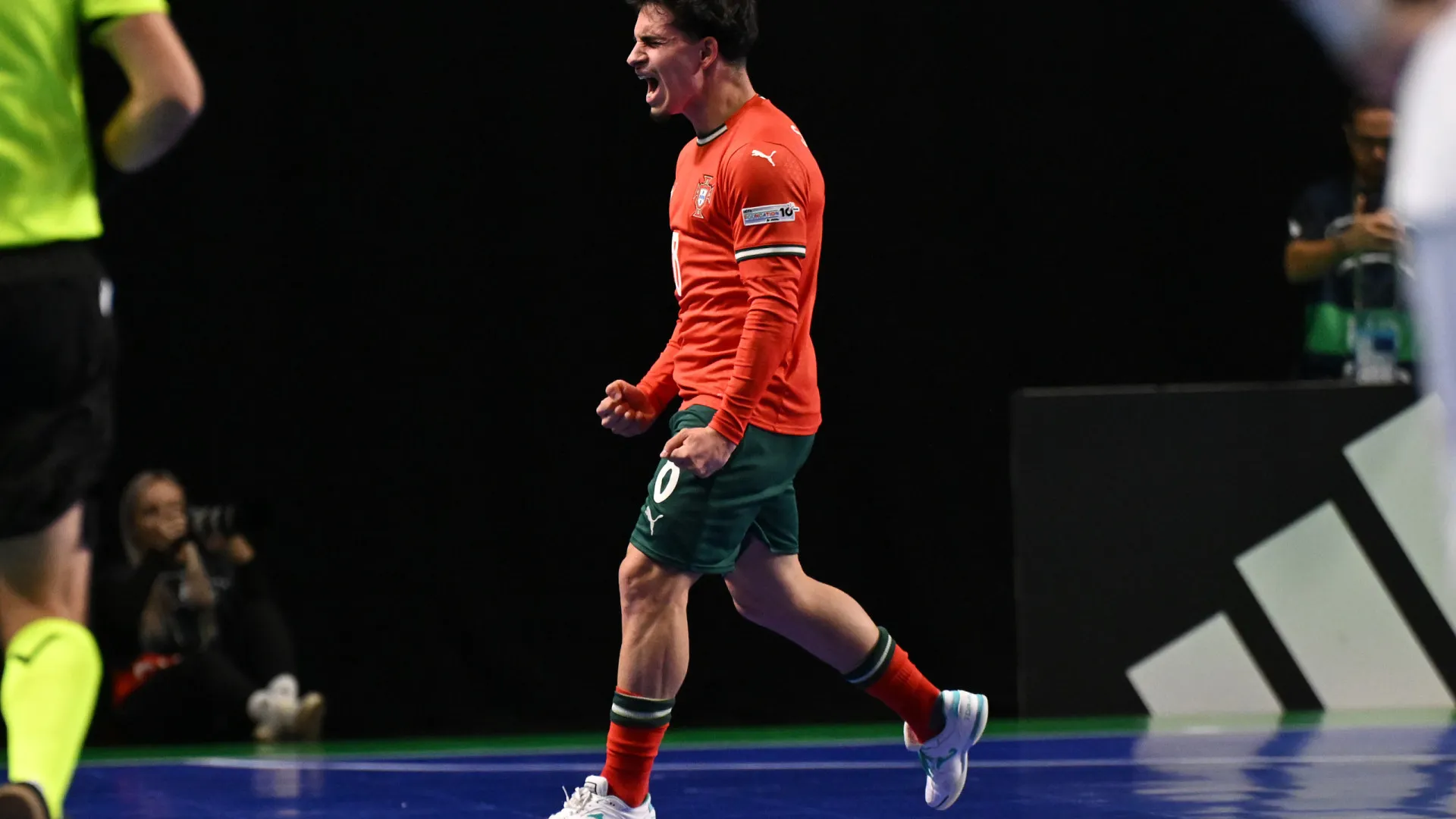 
                    'Remontada'. Portugal bate Espanha e é campeão da Europa de futsal sub-19
                