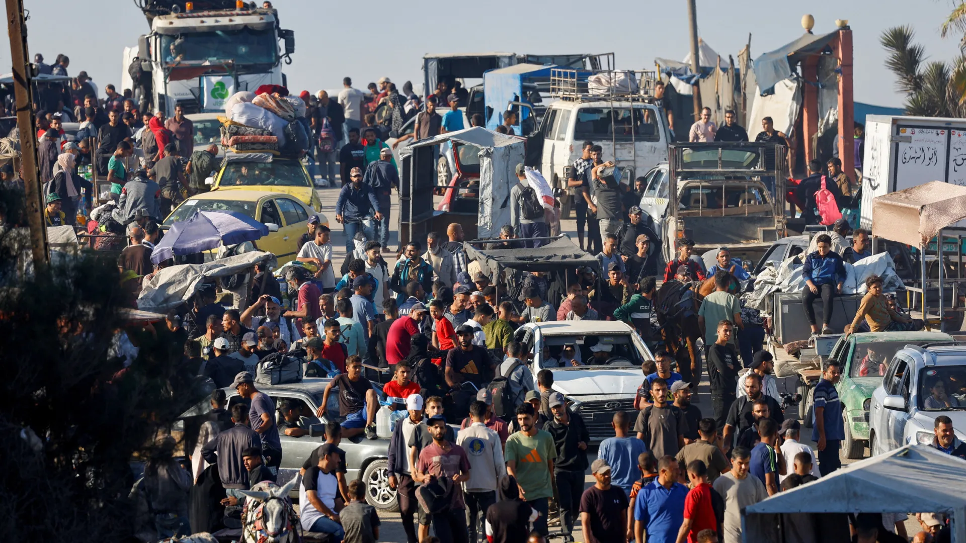 "Regressamos ao desconhecido": Palestinianos retornam a casa. As imagens
