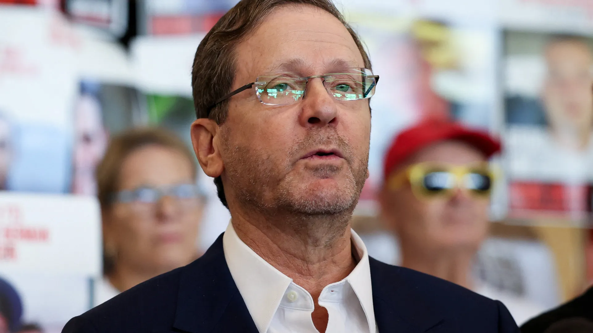 
                    Herzog dá condolências pela morte de palestinianas em ataque iraniano
                