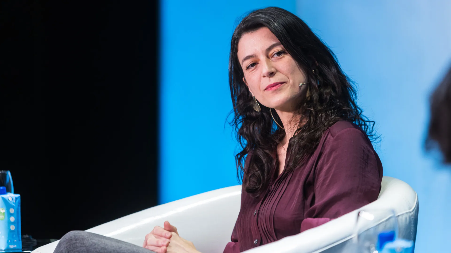 
                    Samanta Schweblin faz do quotidiano um lugar de medo e de inquietação
                
