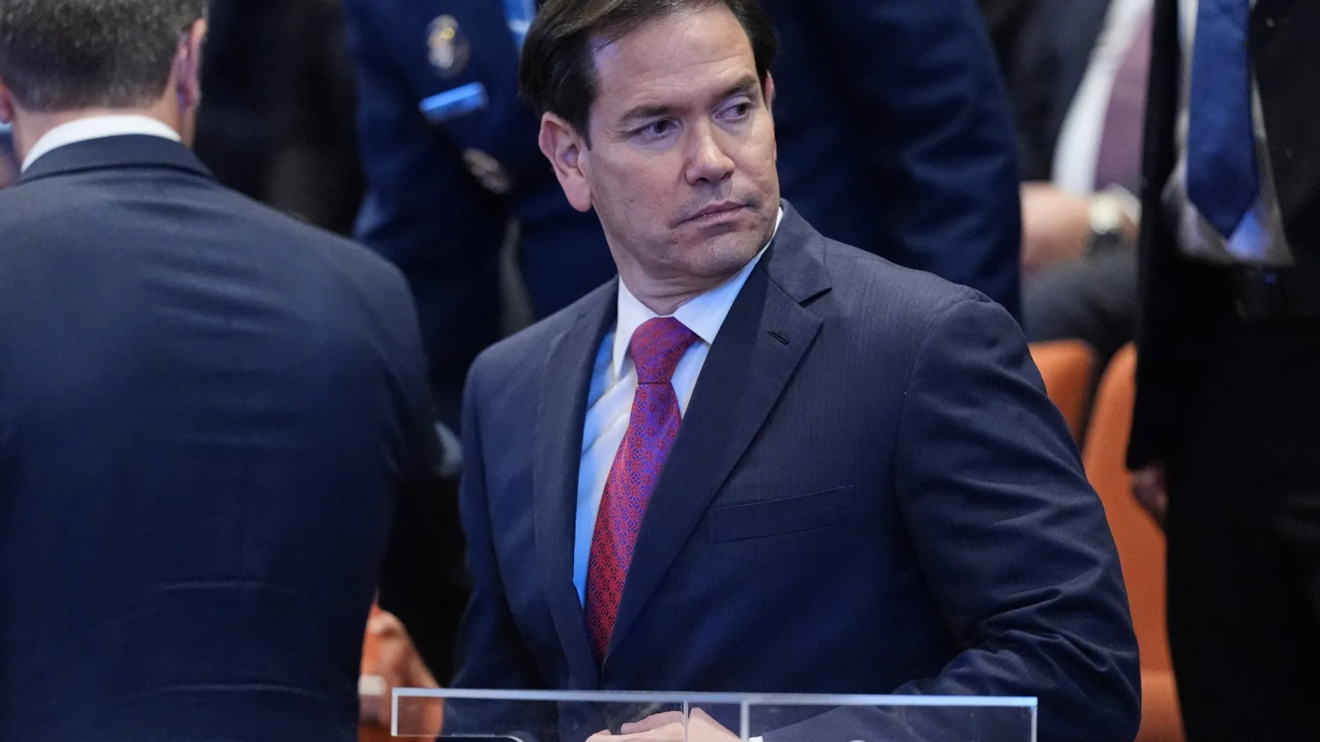 
                    EUA vão avaliar políticas migratórias de aliados por 