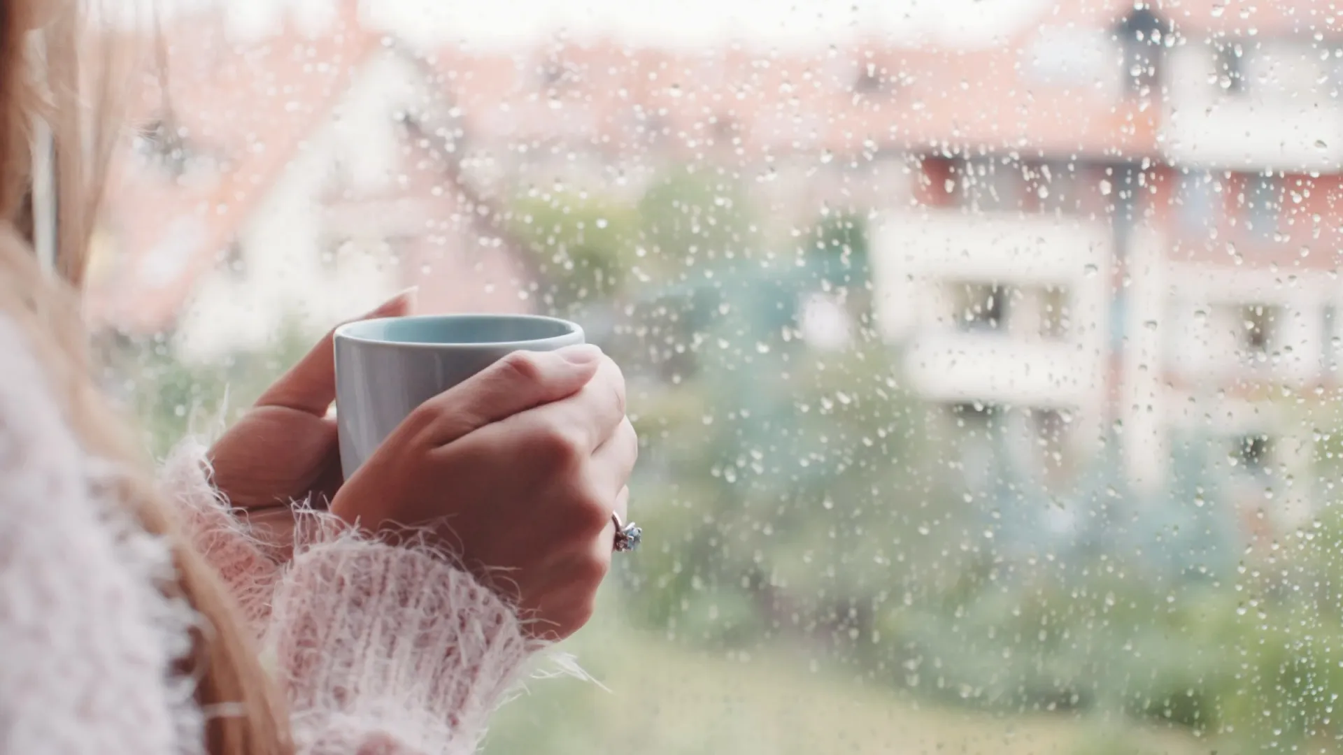 
                    Porque é que o som da chuva a cair é tão relaxante?
                