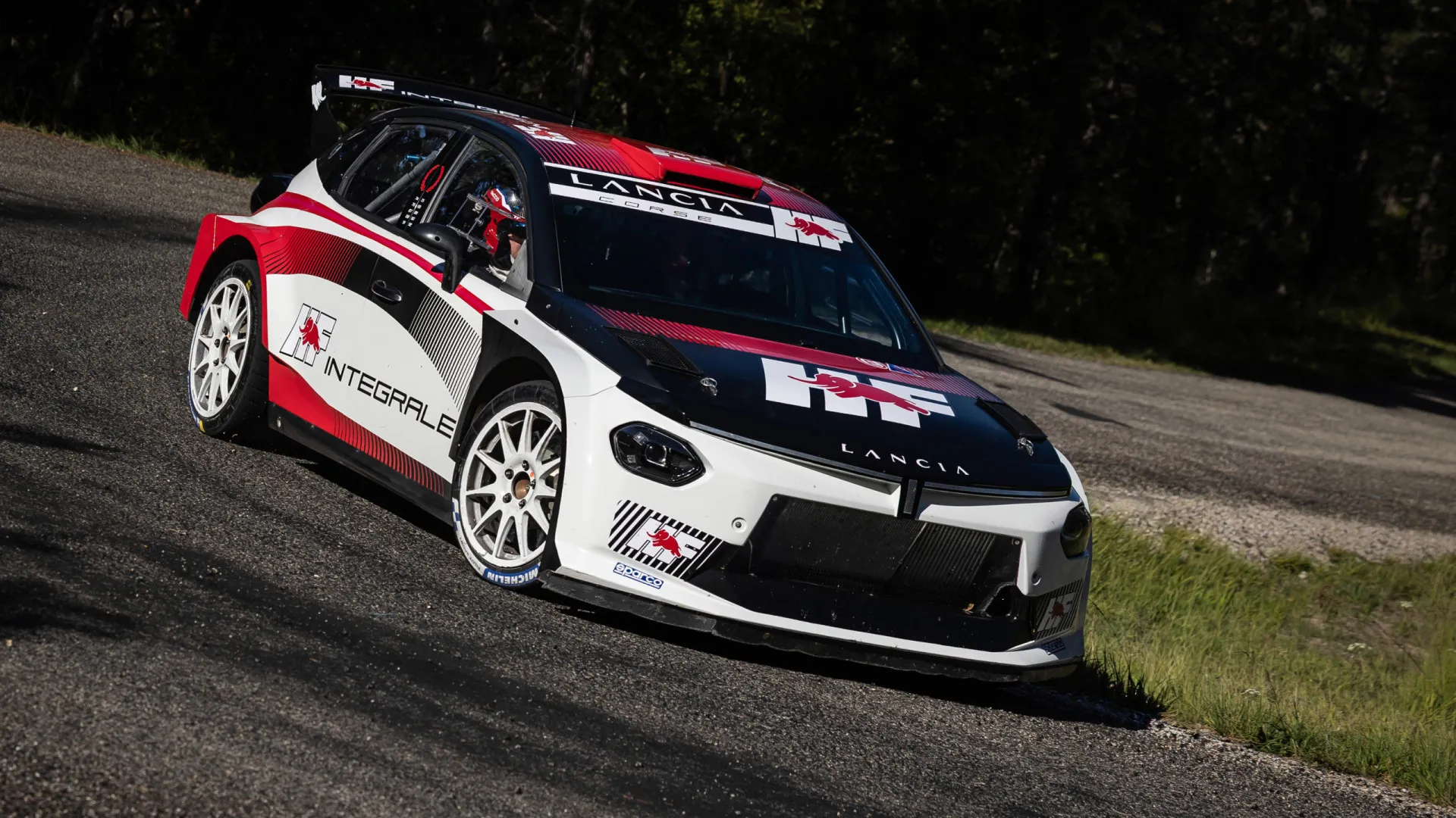 
                    Histórica Lancia regressa ao Mundial de Ralis no próximo ano
                