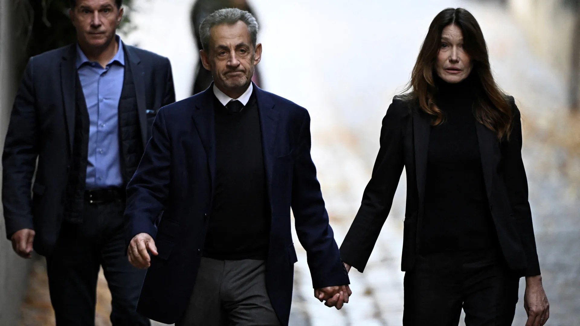 
                    Sarkozy apresentou pedido de libertação depois de ter entrado na cadeia
                