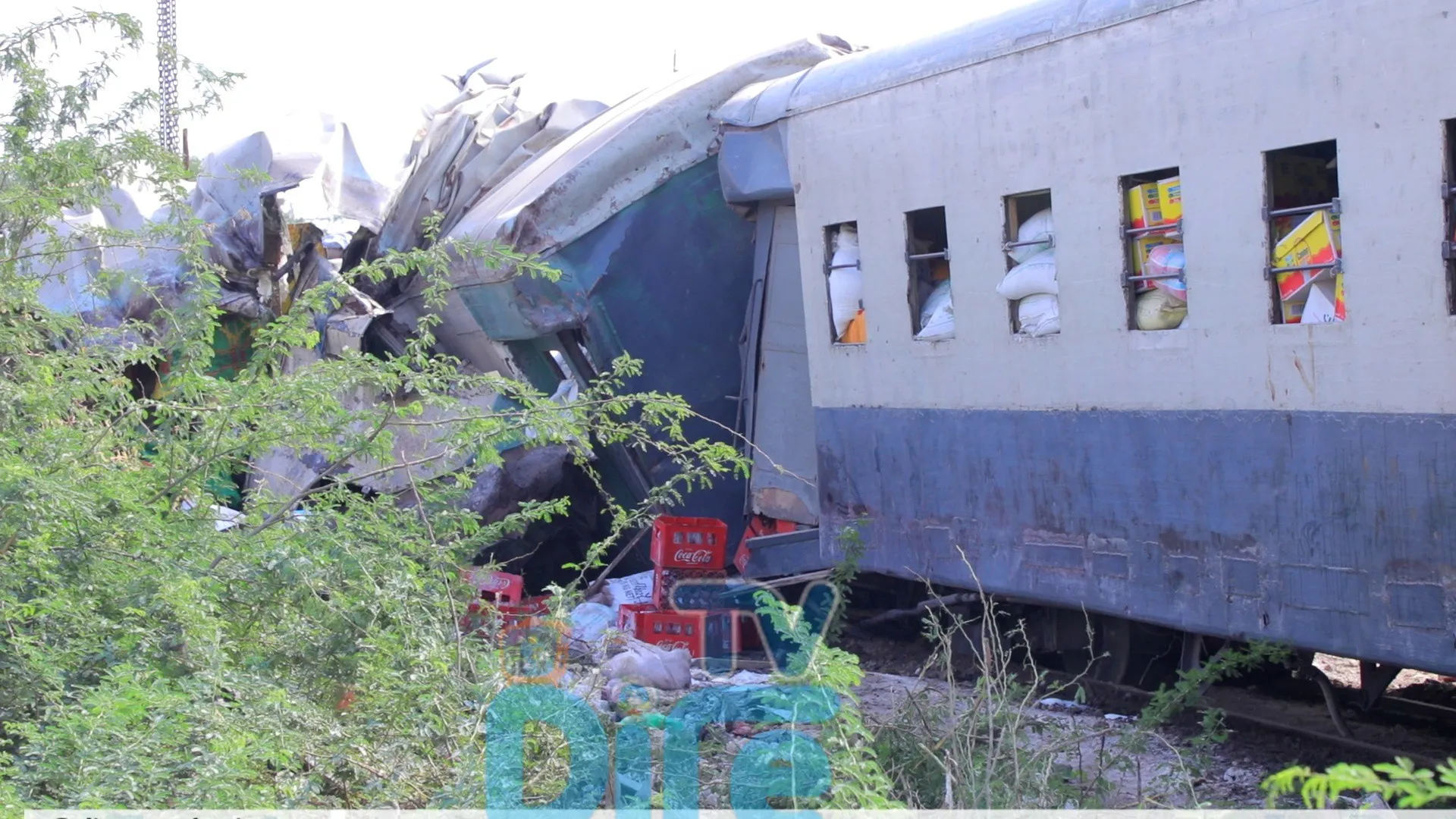 
                    Pelo menos 14 mortos e 29 feridos num acidente ferroviário na Etiópia
                