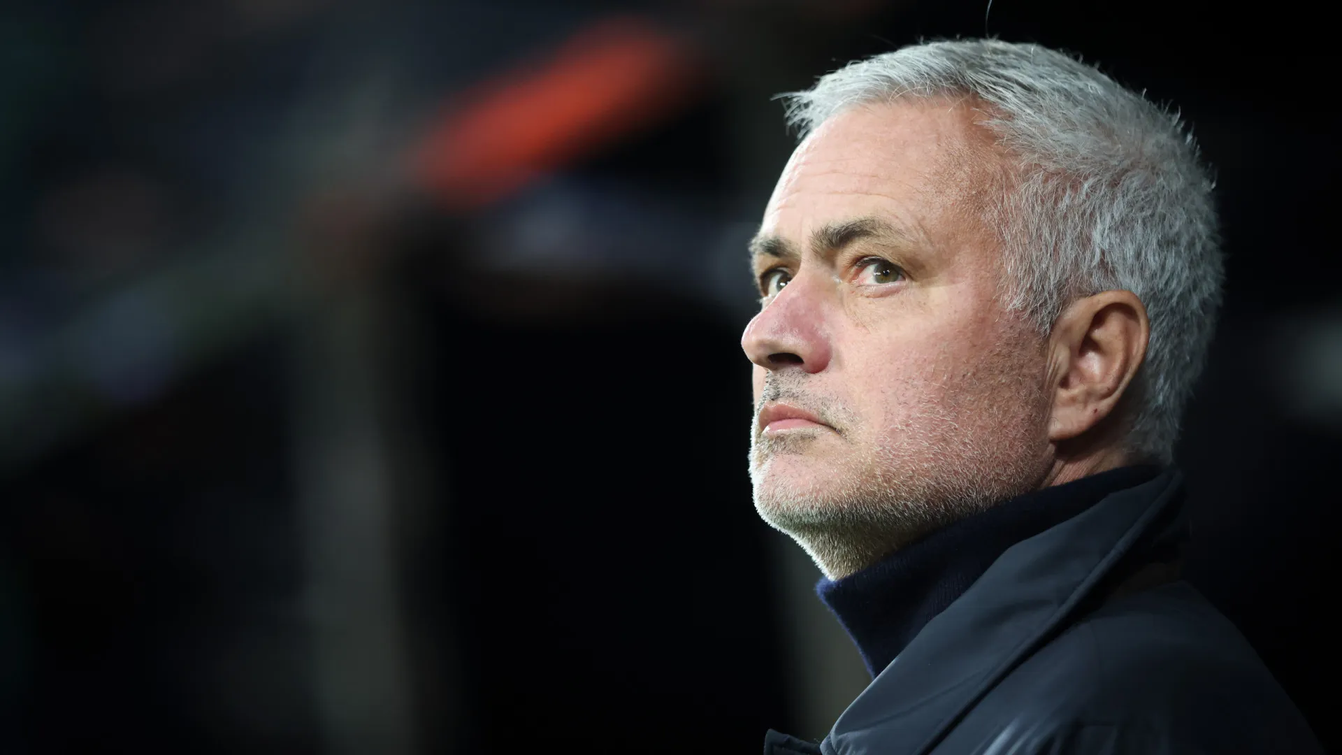
                    Mourinho explica por que fez apenas uma substituição no Newcastle-Benfica
                
