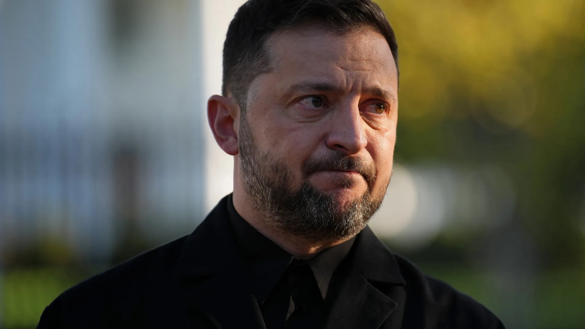 Zelensky pede resultados nas negociações em Berlim com enviados de Trump