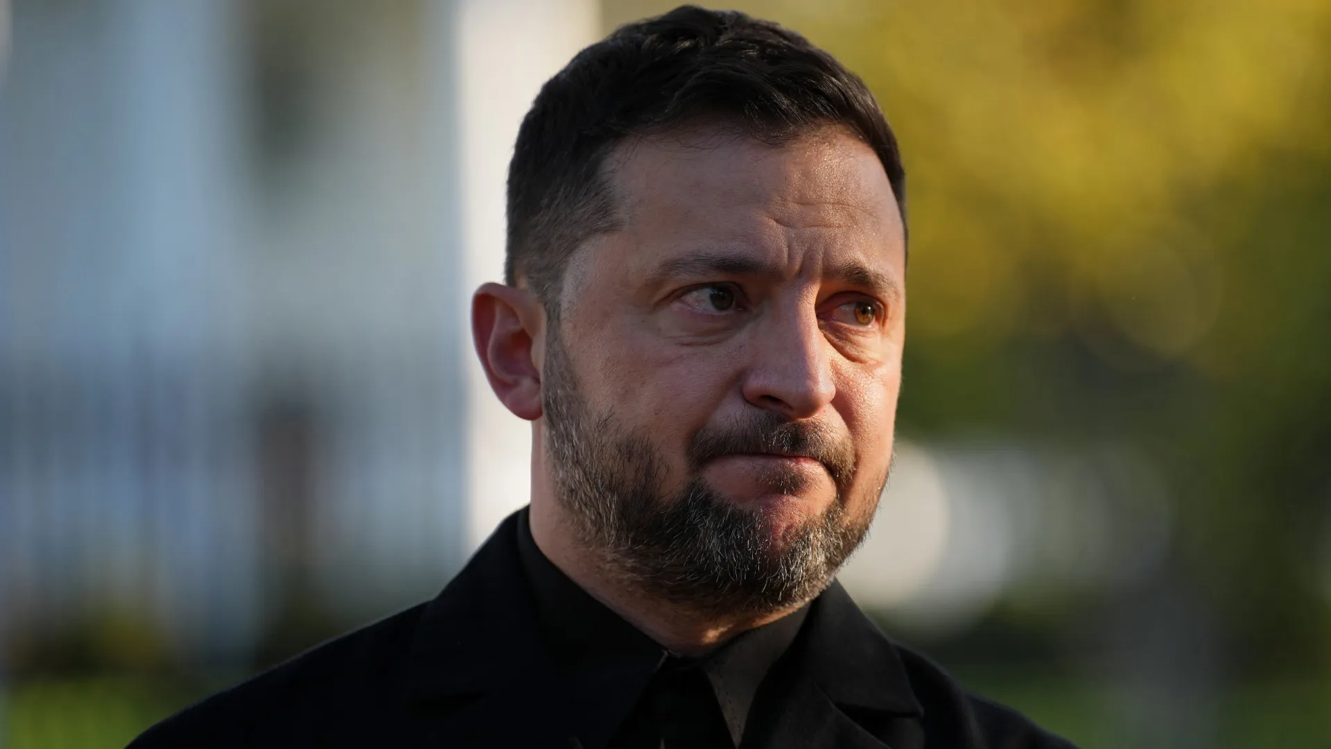 
                    Zelensky anuncia reunião com responsáveis europeus e dos EUA em Kyiv
                