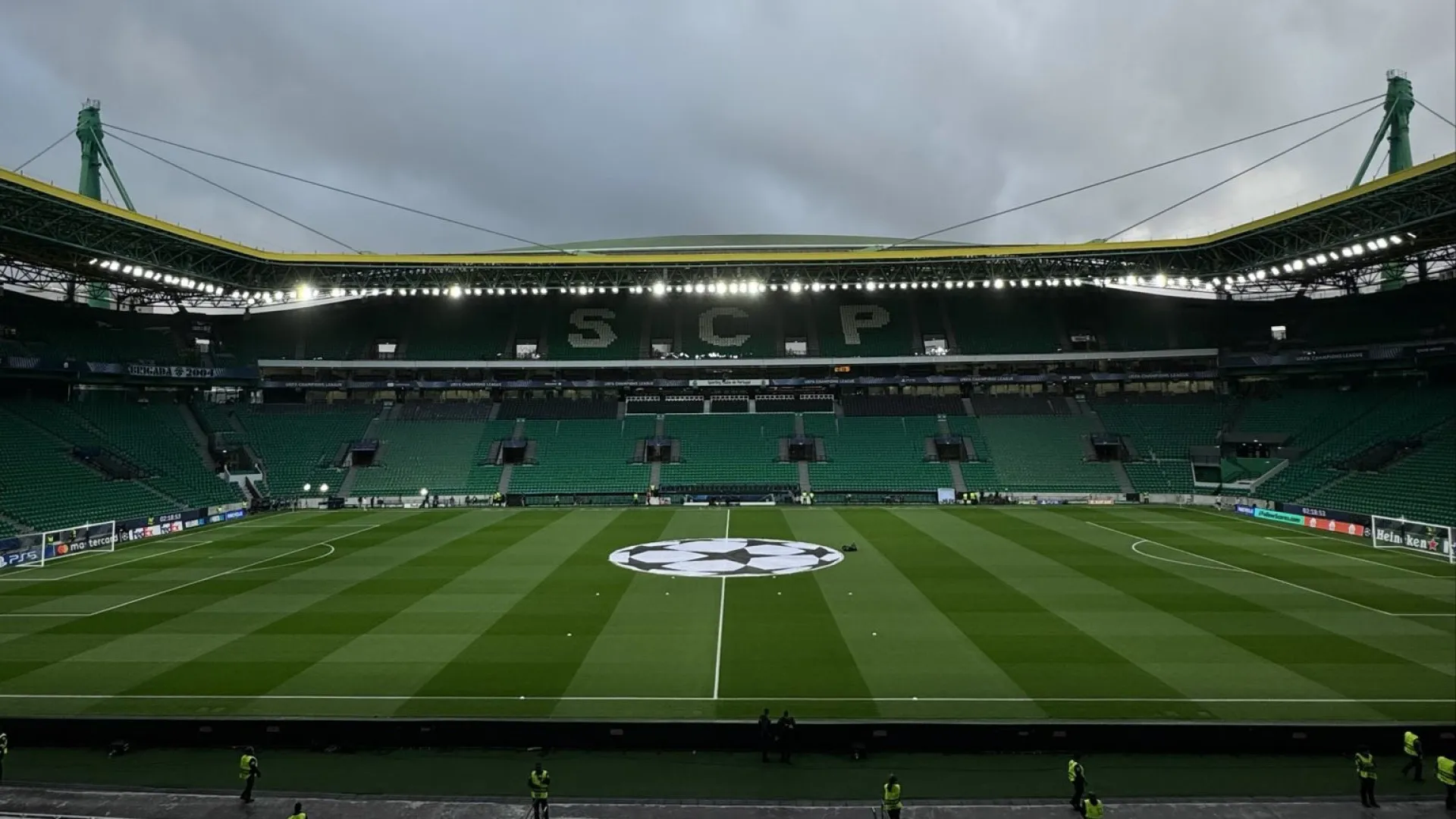 EM DIRETO: Sporting recebe Marseille em Alvalade com novidade no onze