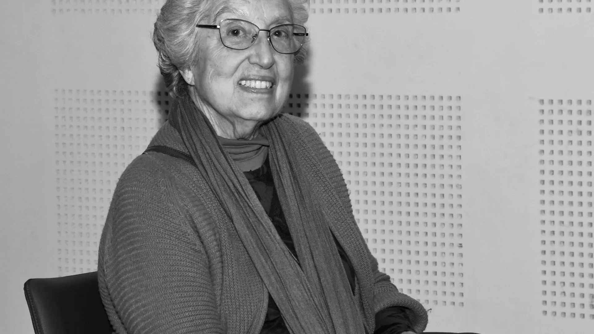 
                    Morreu Maria Laura Santana, a 1.ª juíza conselheira do STJ. Tinha 88 anos
                