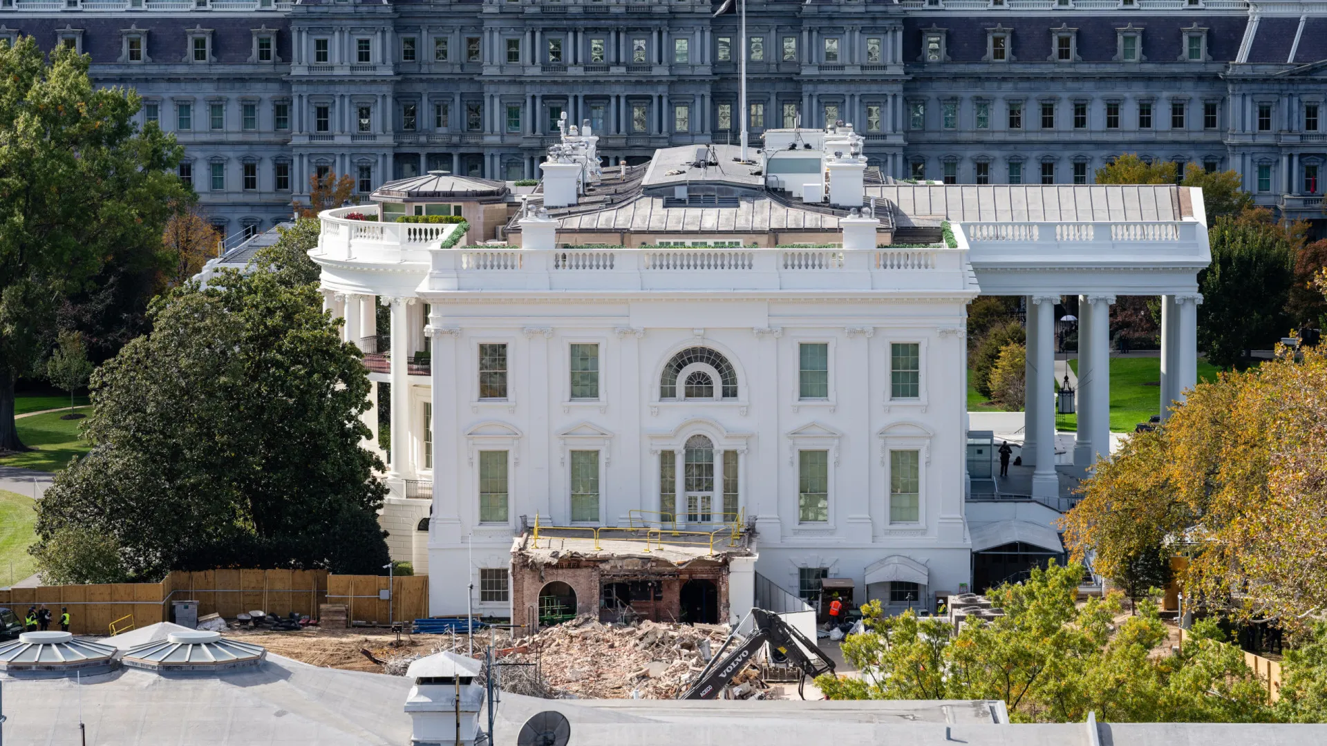 
                    Novo salão de baile da Casa Branca vai receber o nome de Donald Trump 
                