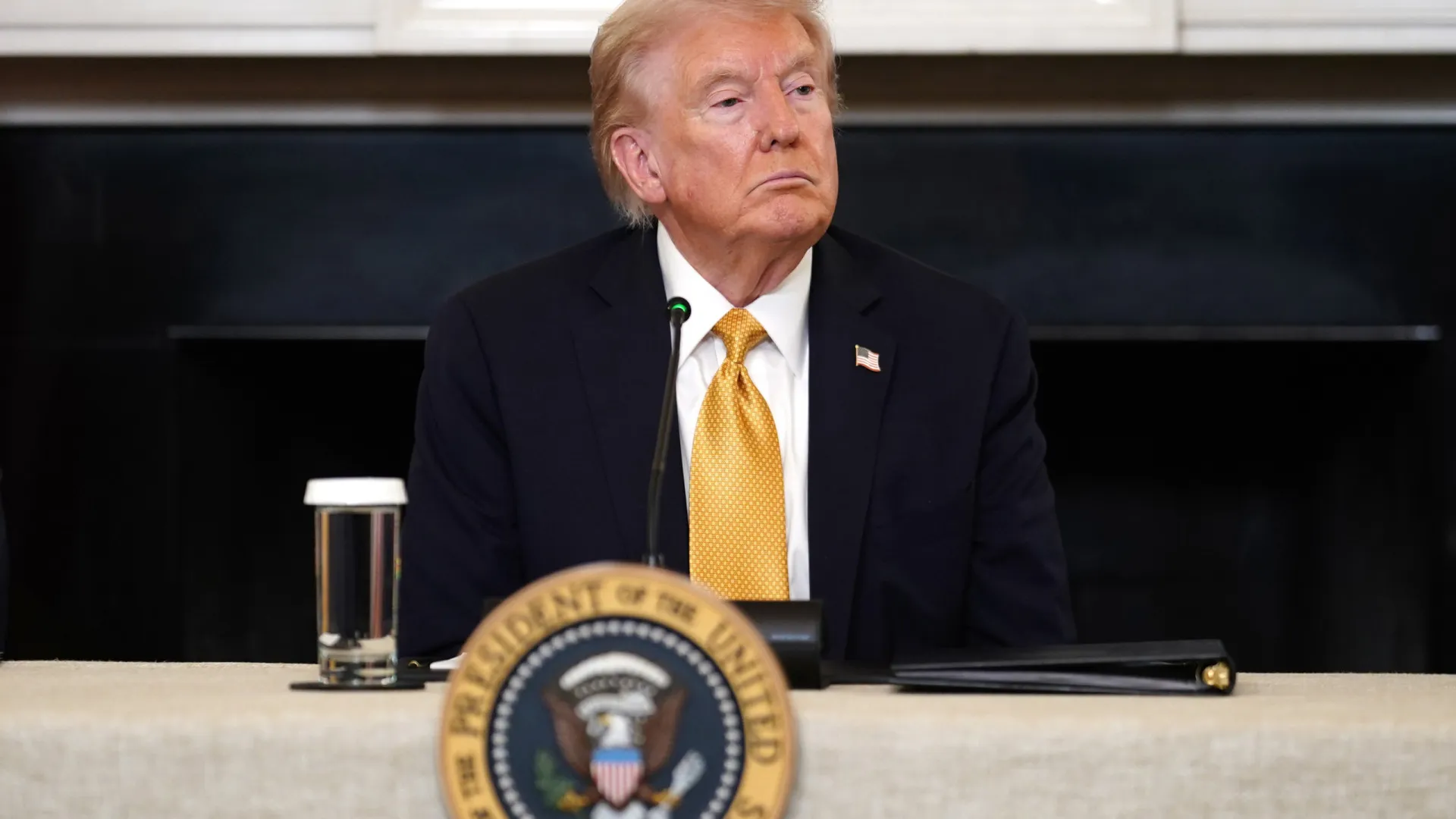 
                    Canadá retira anúncio de TV que levou Trump a romper negociações comerciais 
                