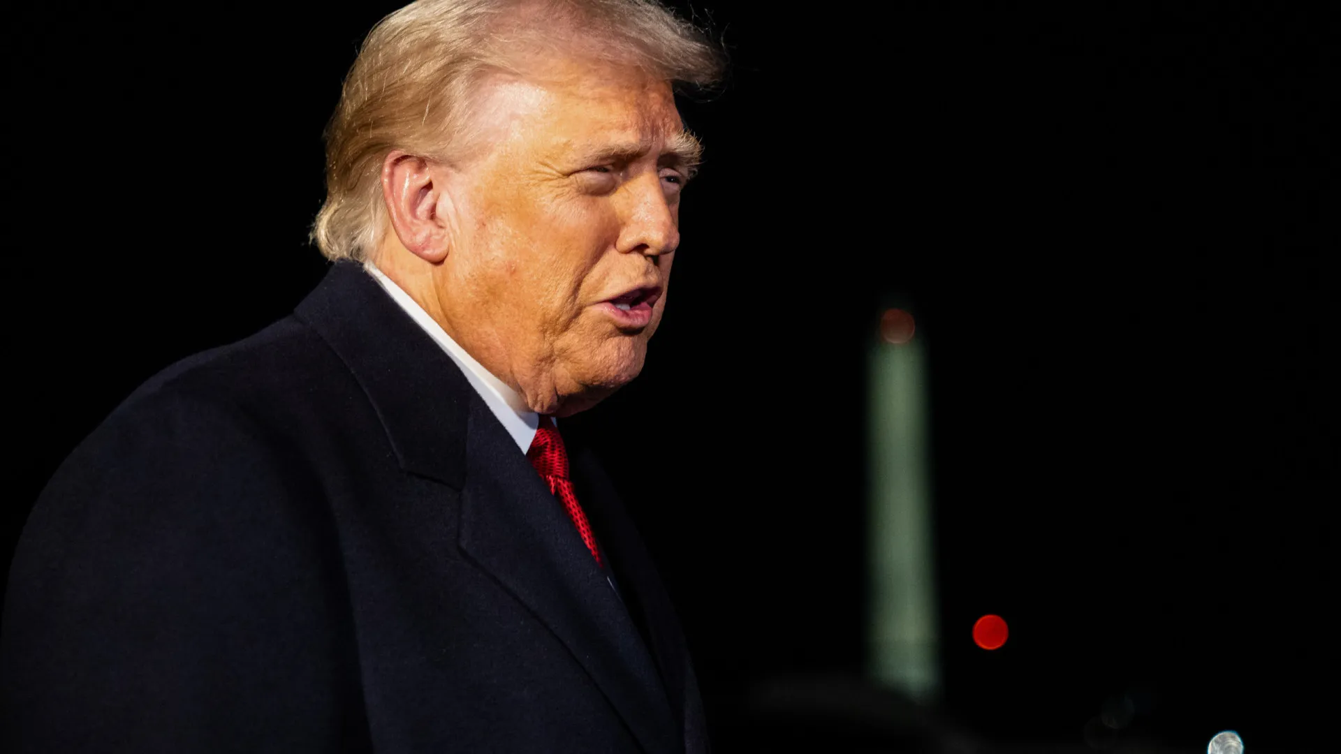 
                    Trump diz que agricultura e Taiwan são temas a abodar com Xi Jinping
                