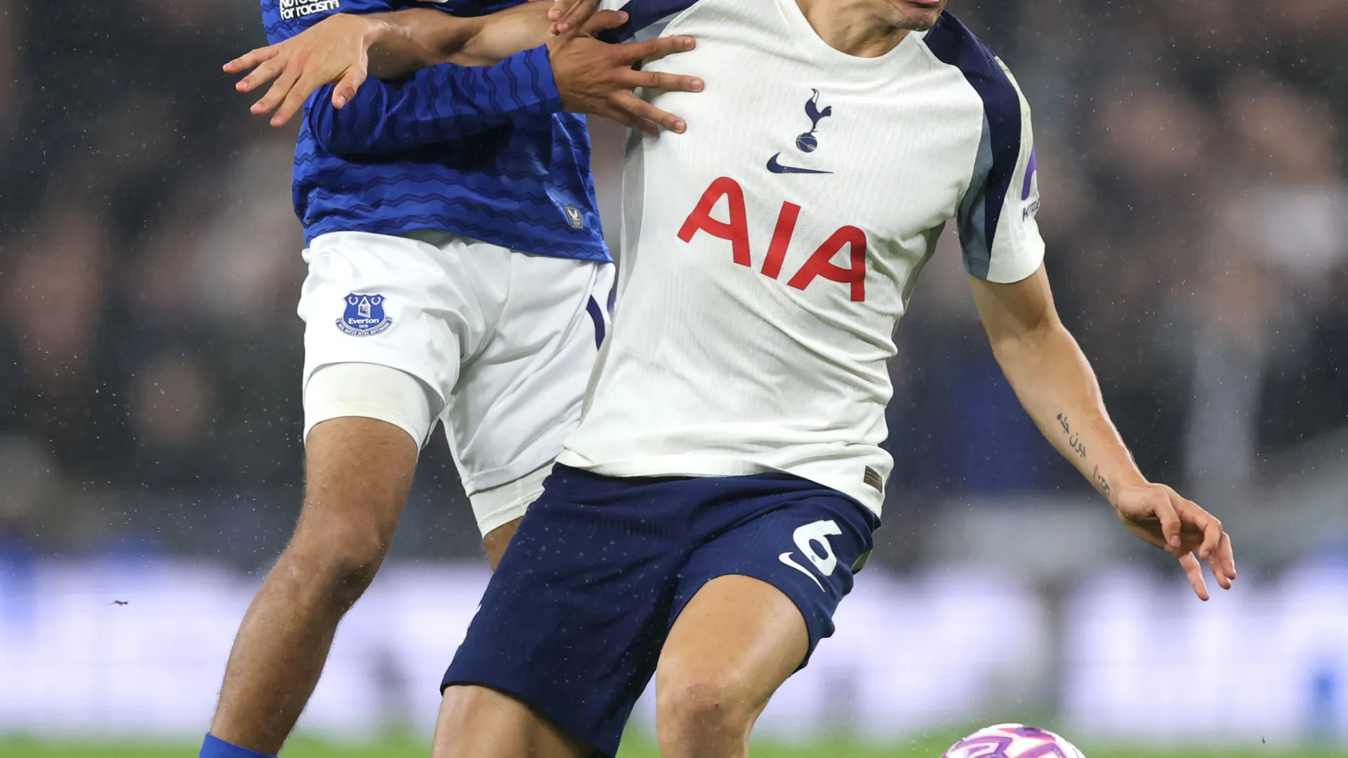 
                    Palhinha ajuda Tottenham a regressar às vitórias na Premier League
                