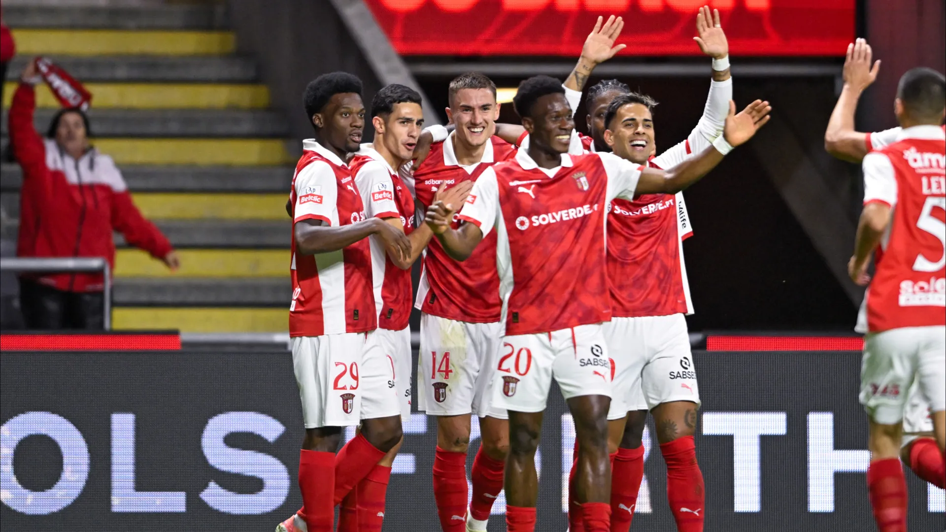 EM DIRETO: Sp. Braga volta sorrir. Moreirense-FC Porto no fecho da ronda