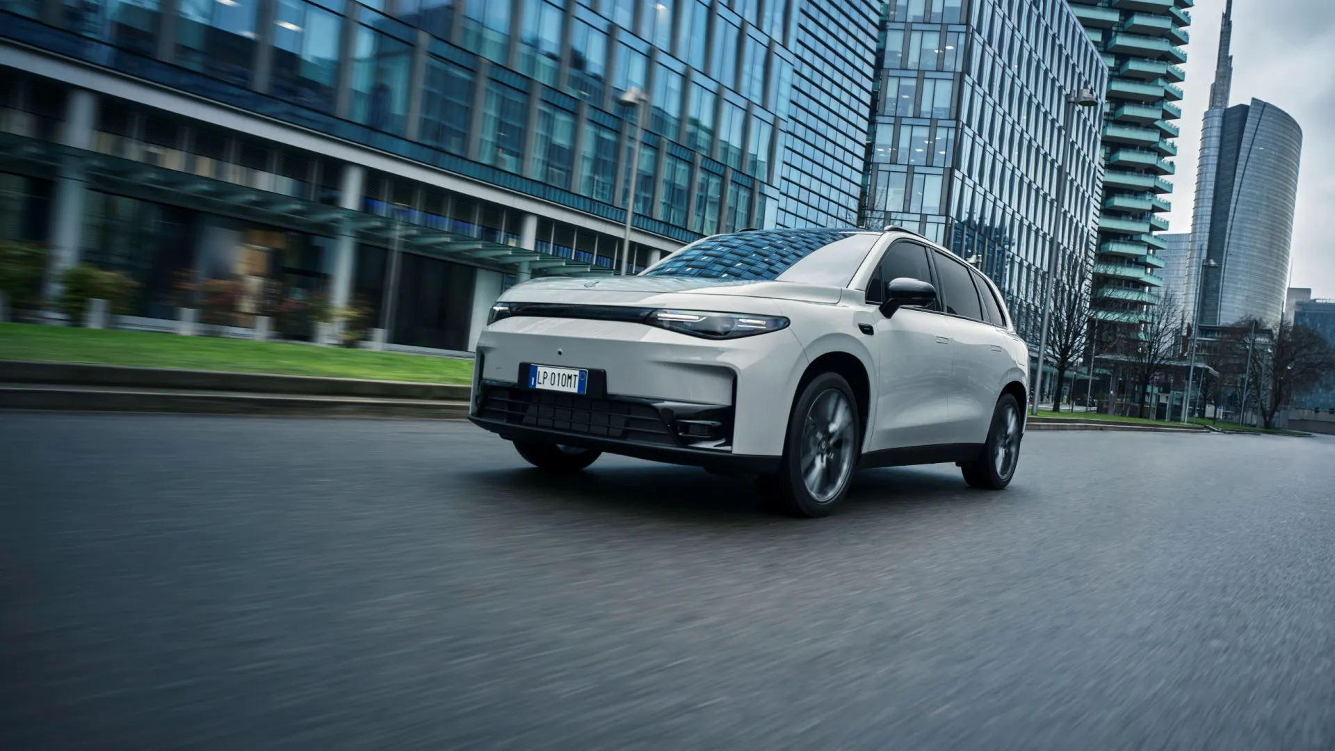 Leapmotor apresenta SUV com quase 600 cv em Zurique