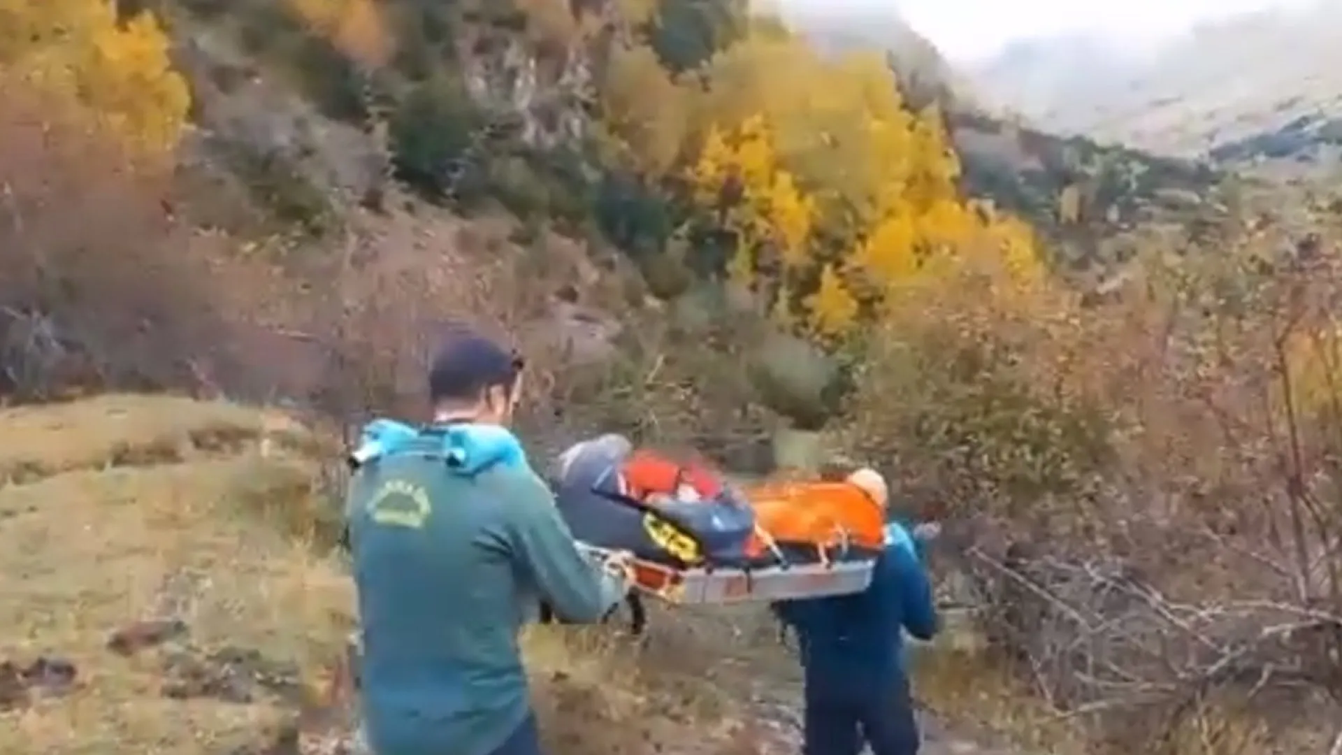 Homem resgatado após escorregar numa rocha durante caminhada em Huesca