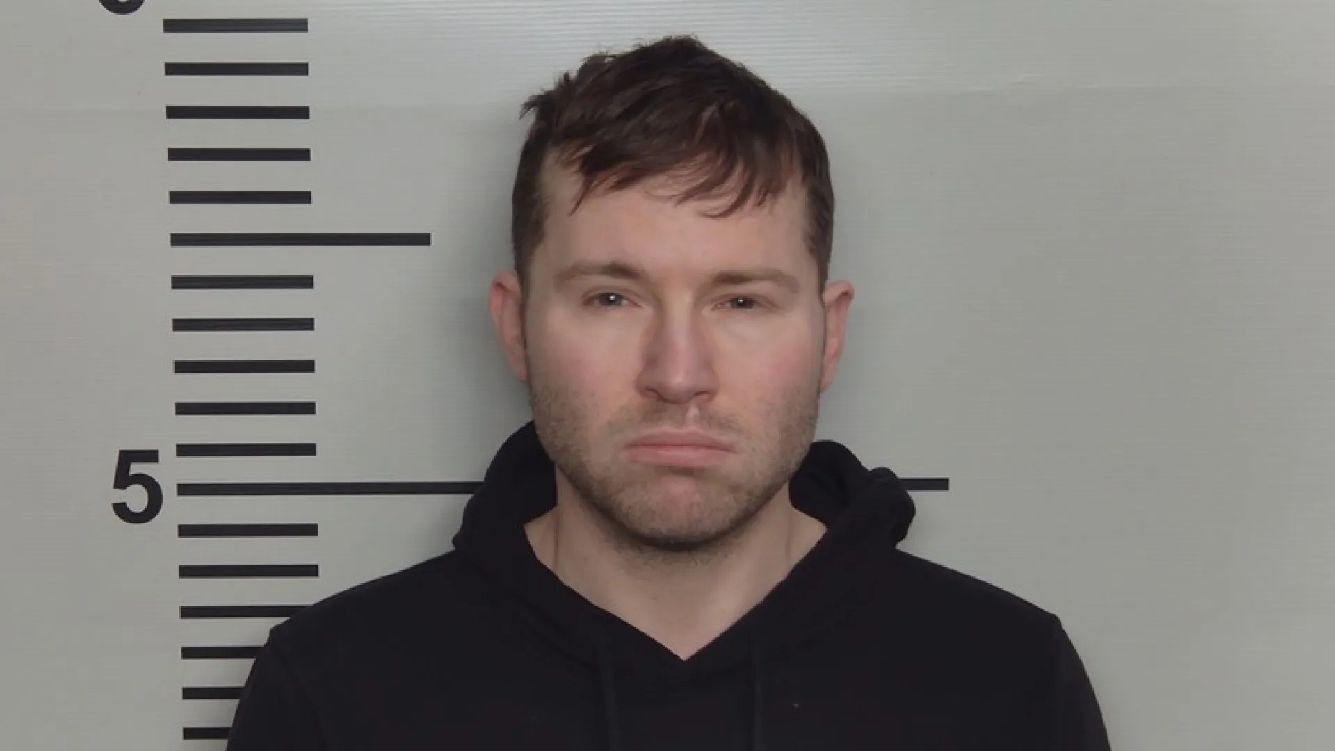 Youtuber acusado de possuir e partilhar pornografia infantil