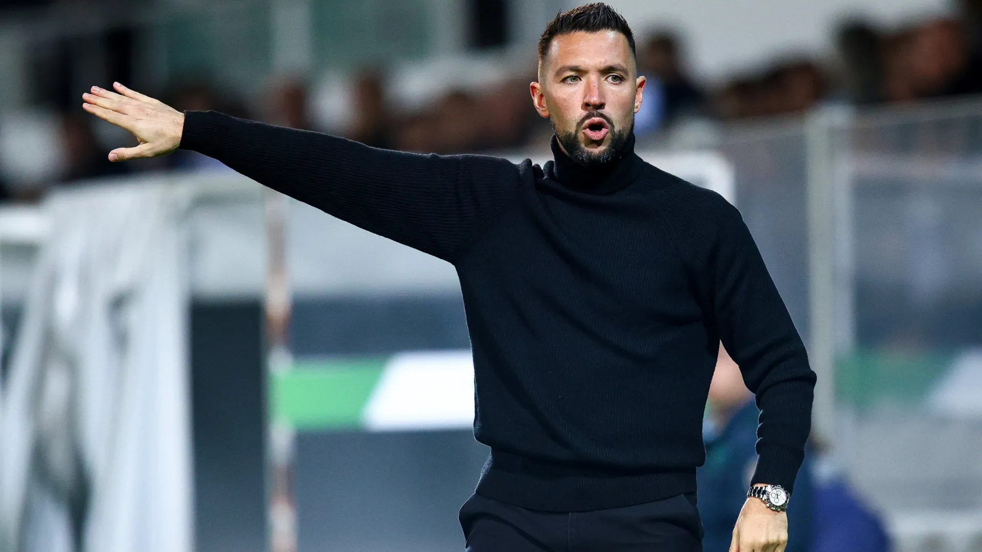 Farioli dá aviso após vitória: