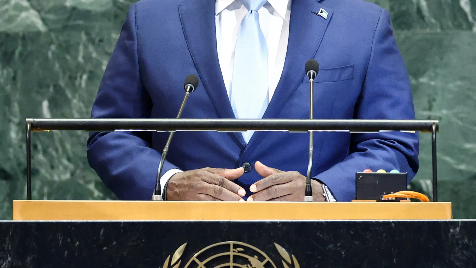 
                    Furacão Melissa. Governo das Bahamas ordena retirada de populações
                