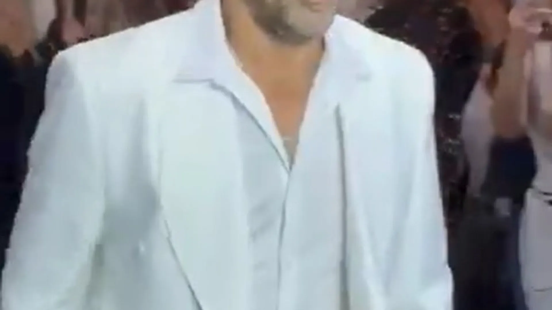 
                    Ex-reféns do Hamas (e familiares) desfilam na Semana de Moda de Telavive
                