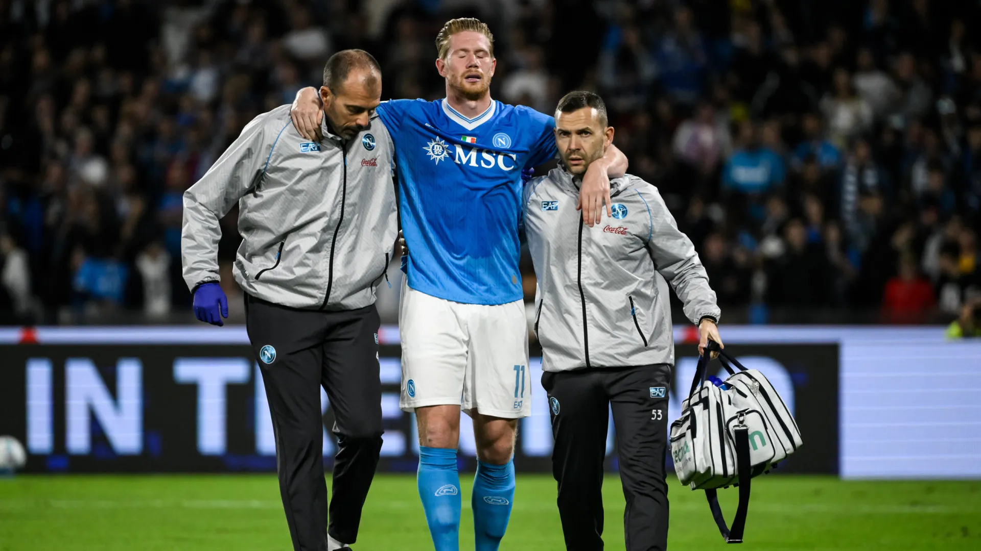 Kevin De Bruyne vai ser operado, para três a quatro meses e falha Benfica