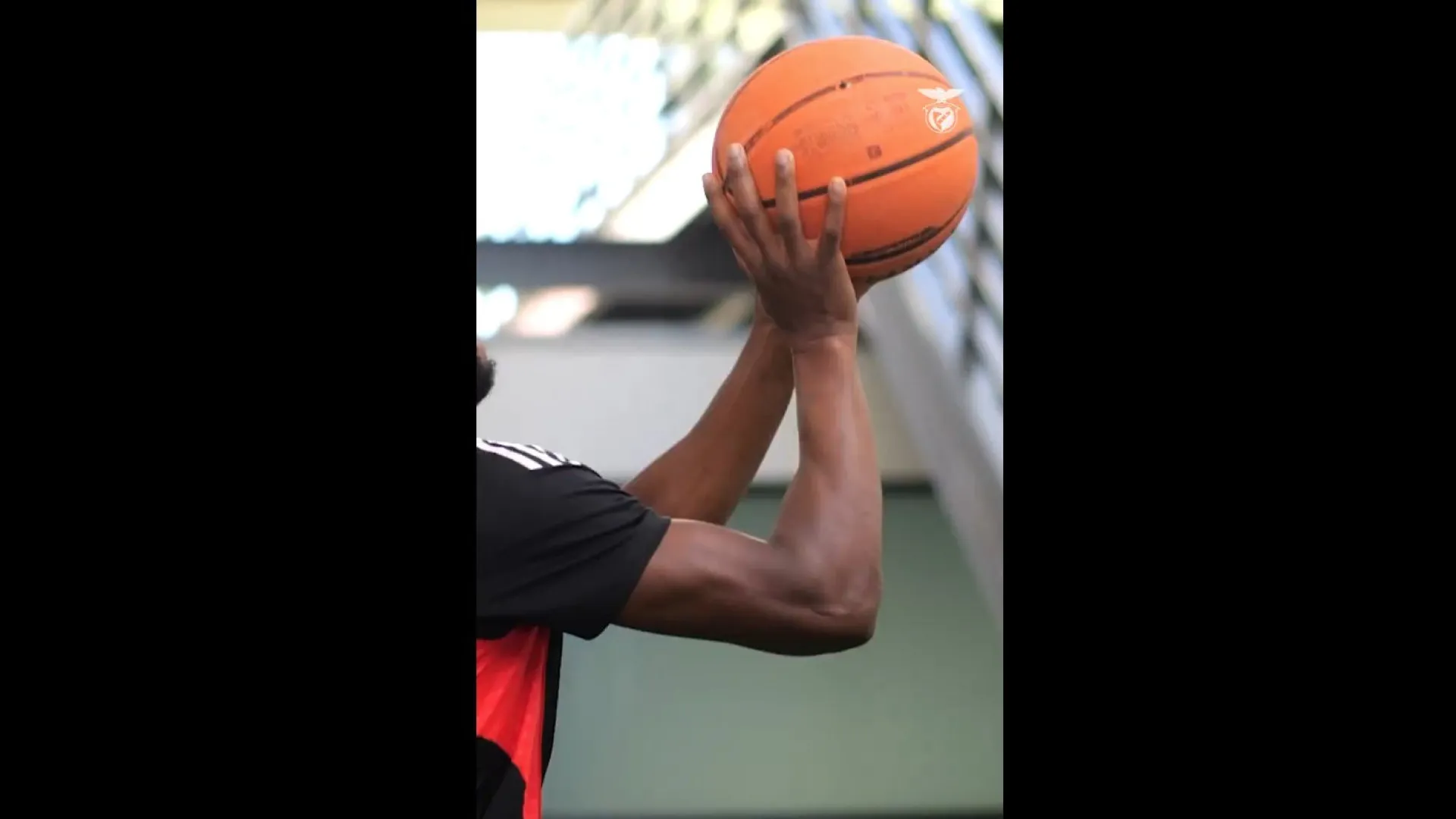 Dodi Lukebakio mostra dotes noutro desporto e avisa: