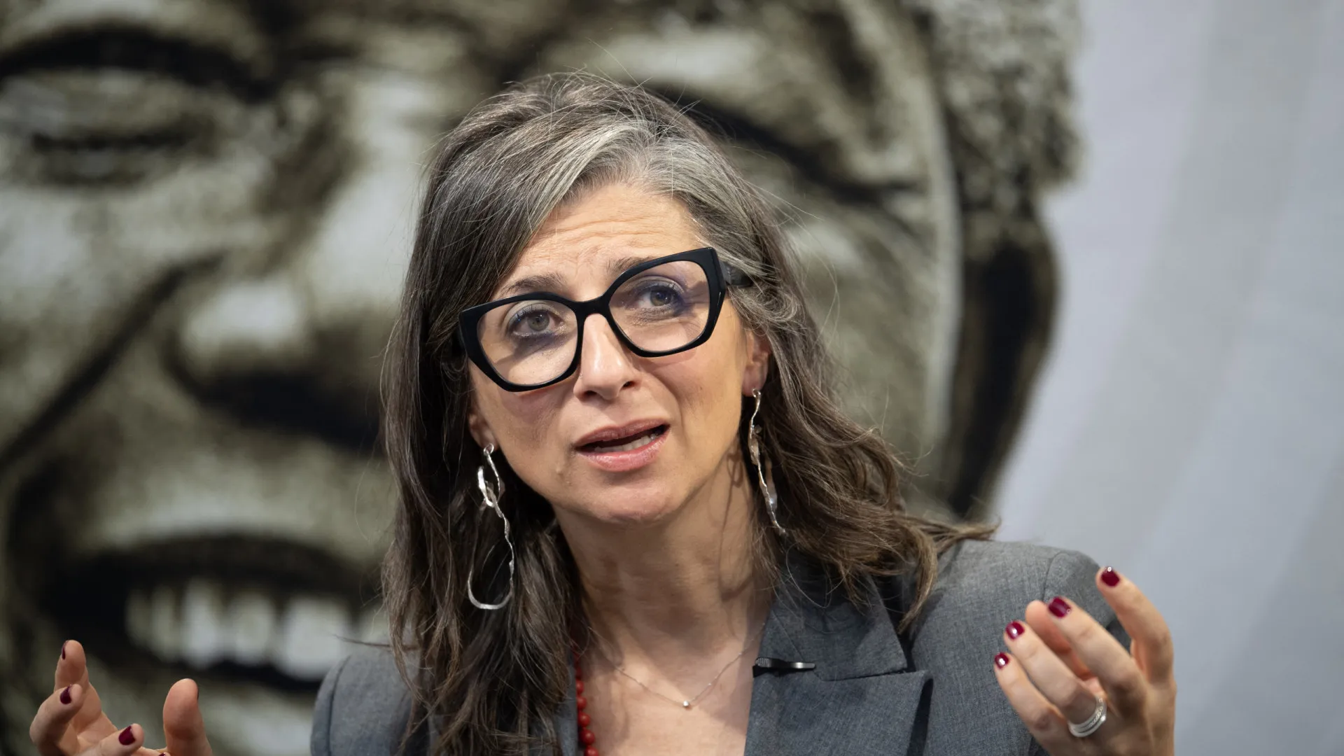 Relatora da ONU acusa países