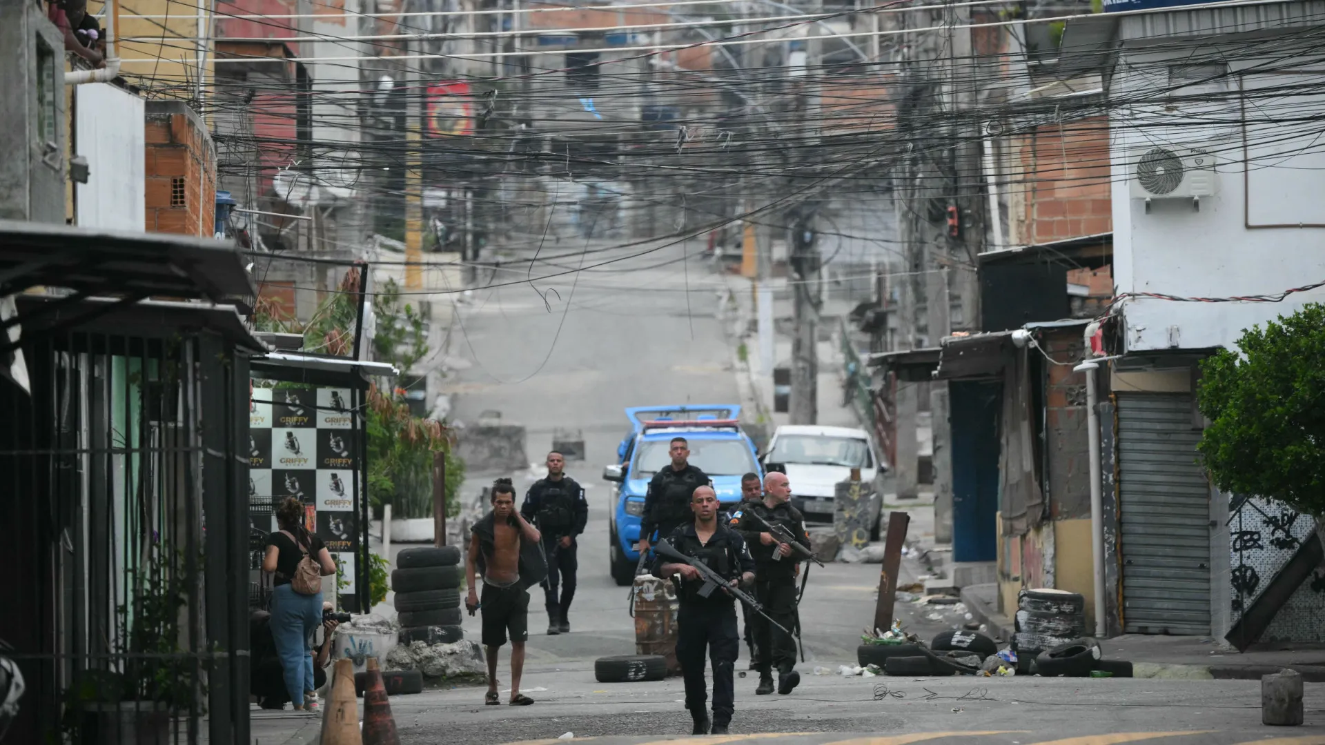 Mais de 60 mortos e 80 detidos na