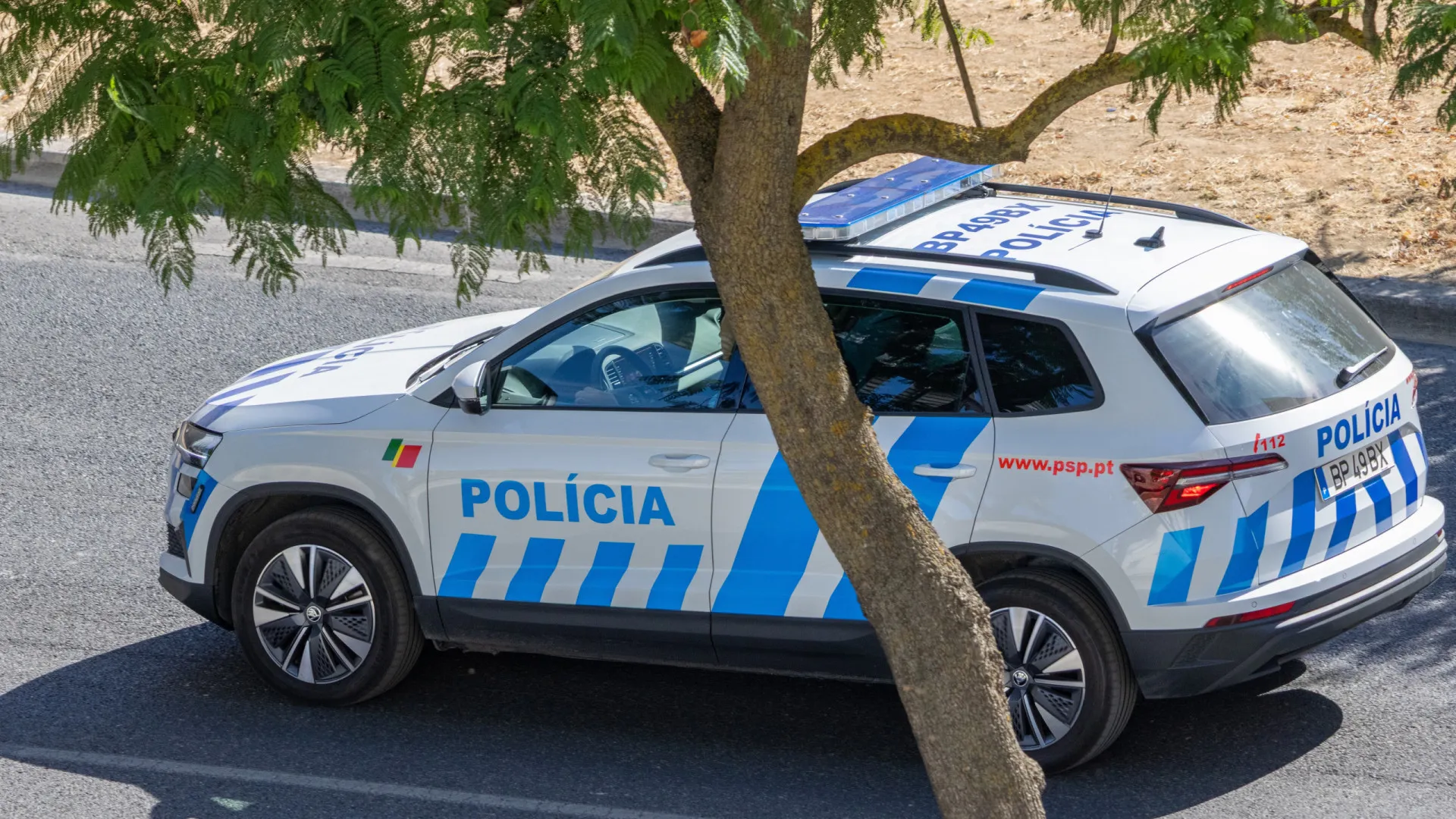 
                    Homem detido pela PSP por agredir e injuriar mulher em Coimbra
                