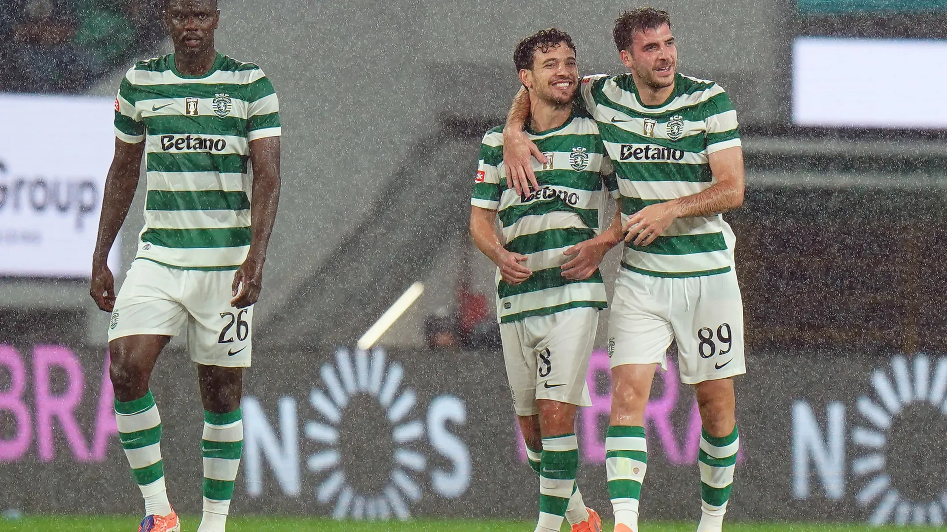 
                    Pote e Ioannidis correm contra o tempo para chegarem ao Benfica-Sporting
                